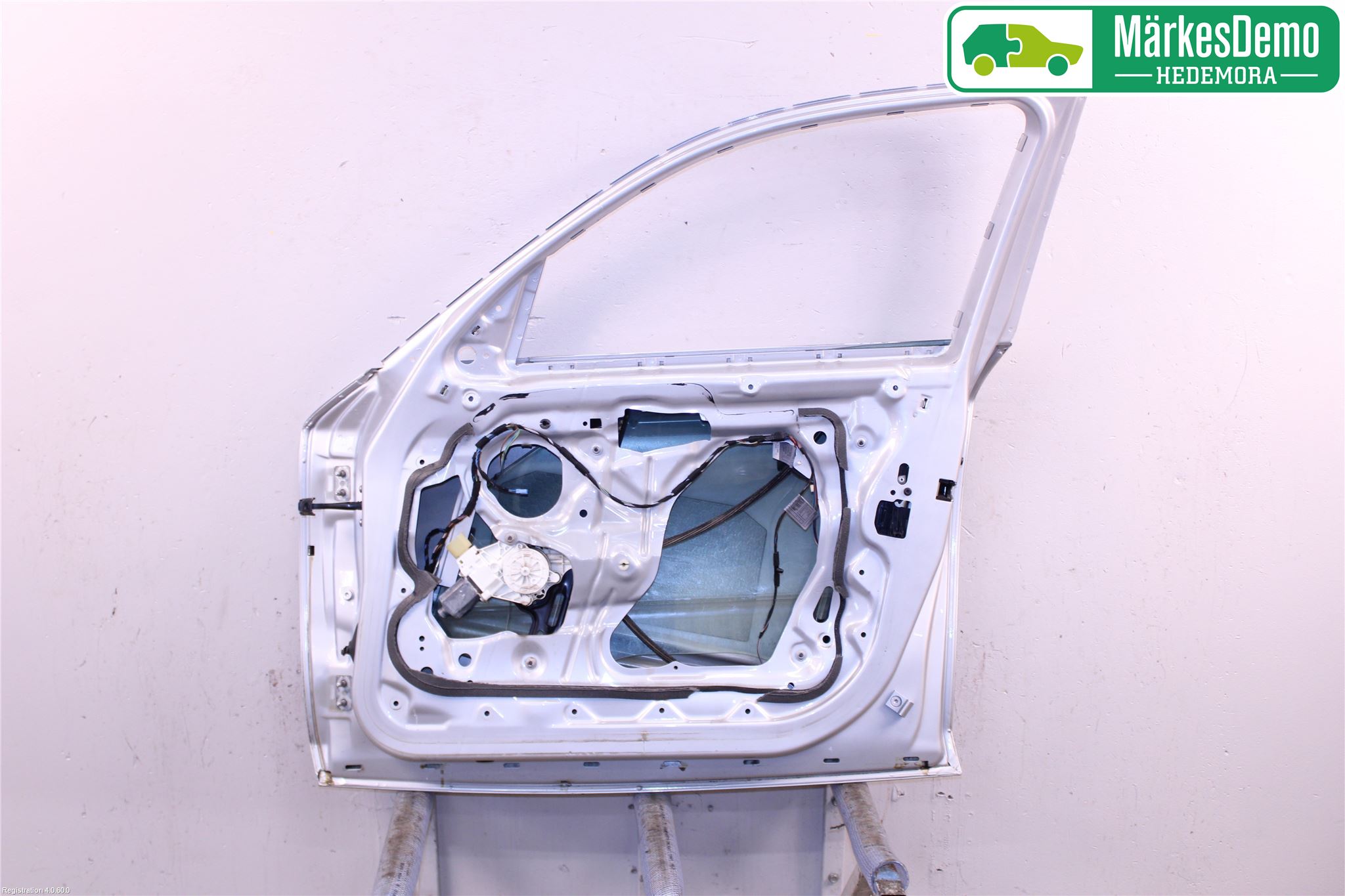 BMW 1 E87/81 5D/3D 03-11 Dörr Fram Höger