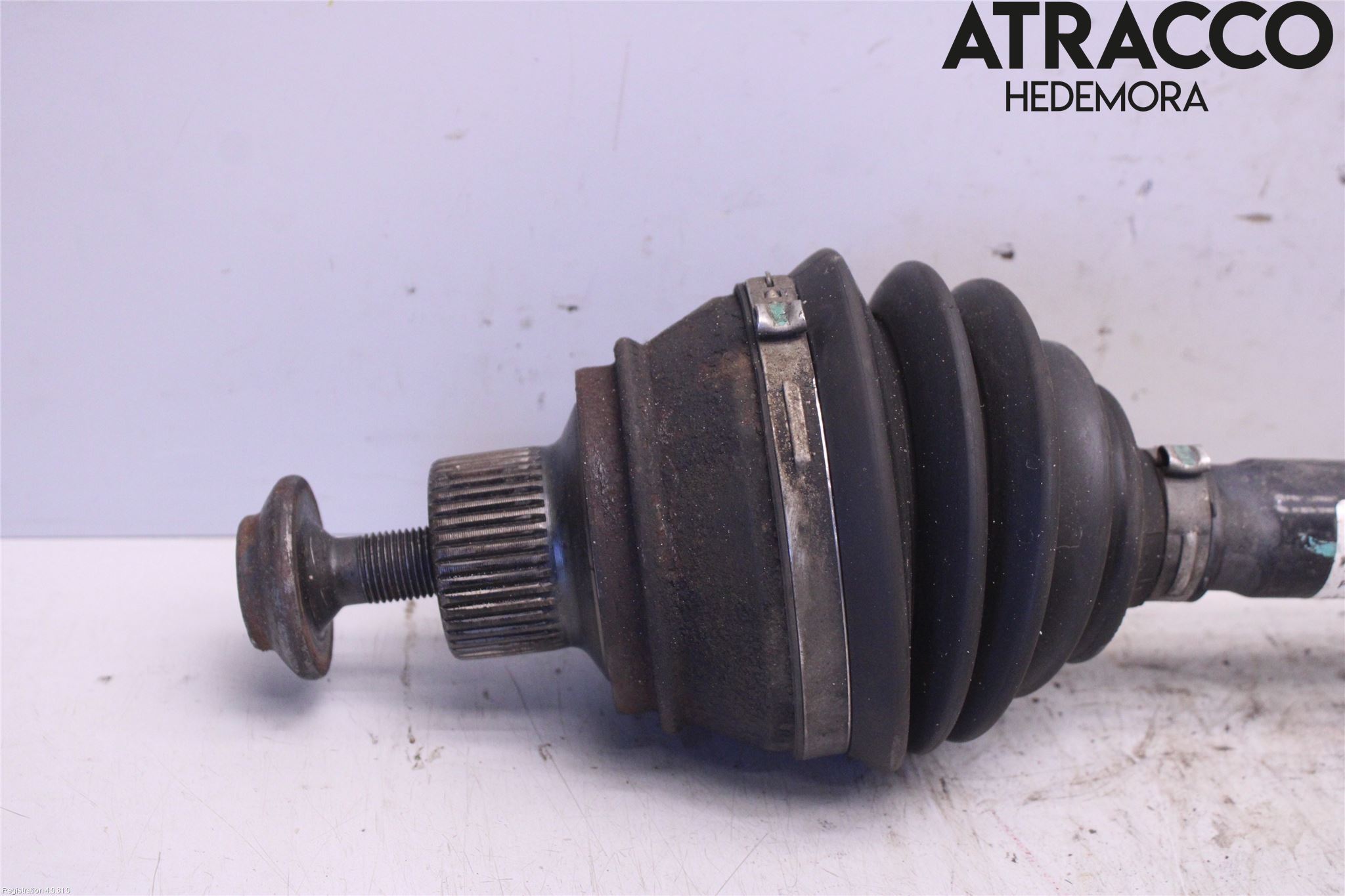 Audi Q5 09-16 Drivaxel Fram Vänster