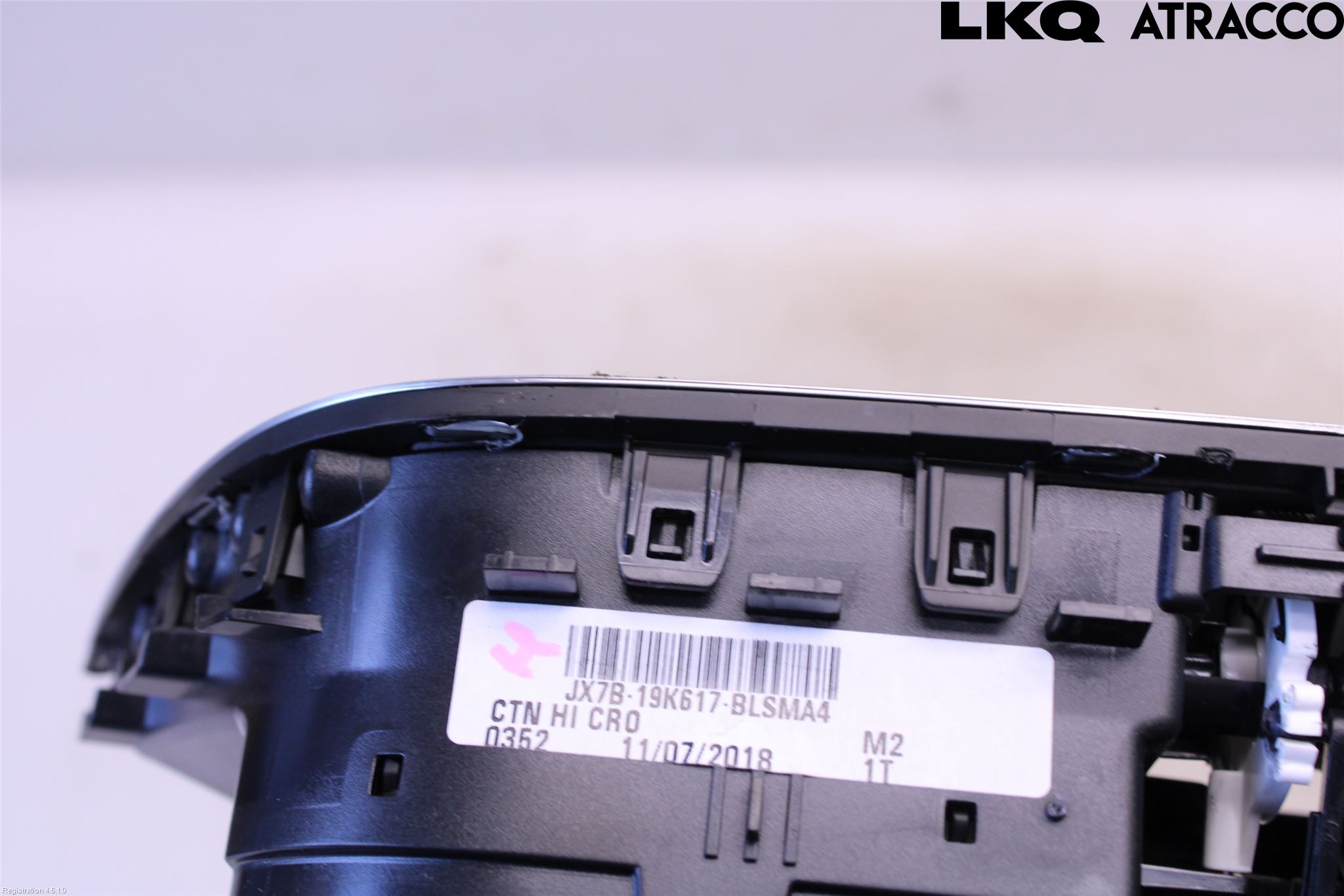 Ford FOCUS 19- Defrosterkanal-Munstycke