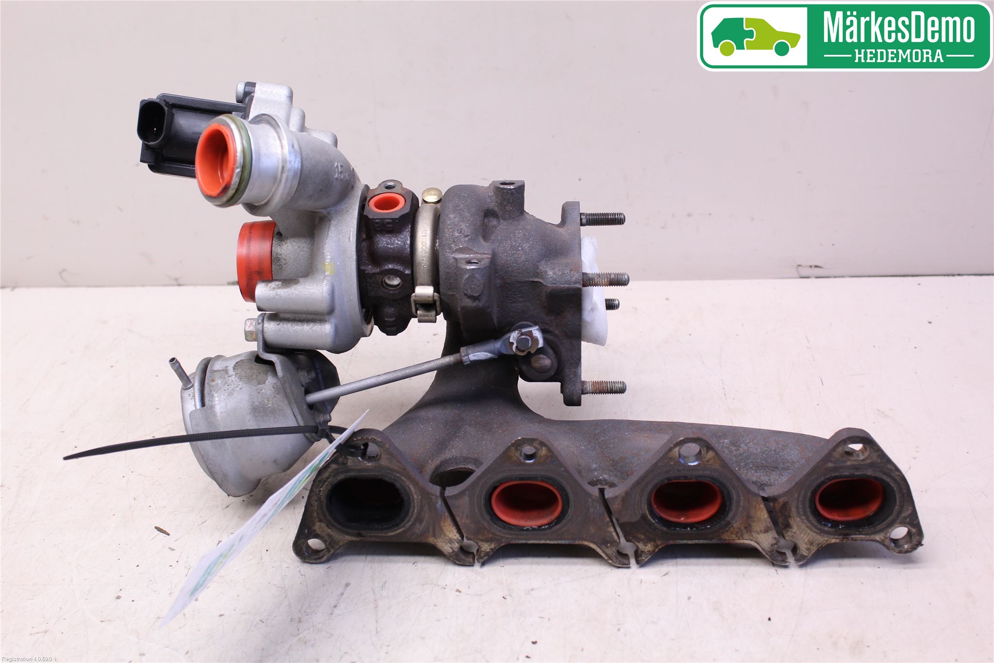 Volkswagen VW GOLF VI 09-13 Turboaggregat