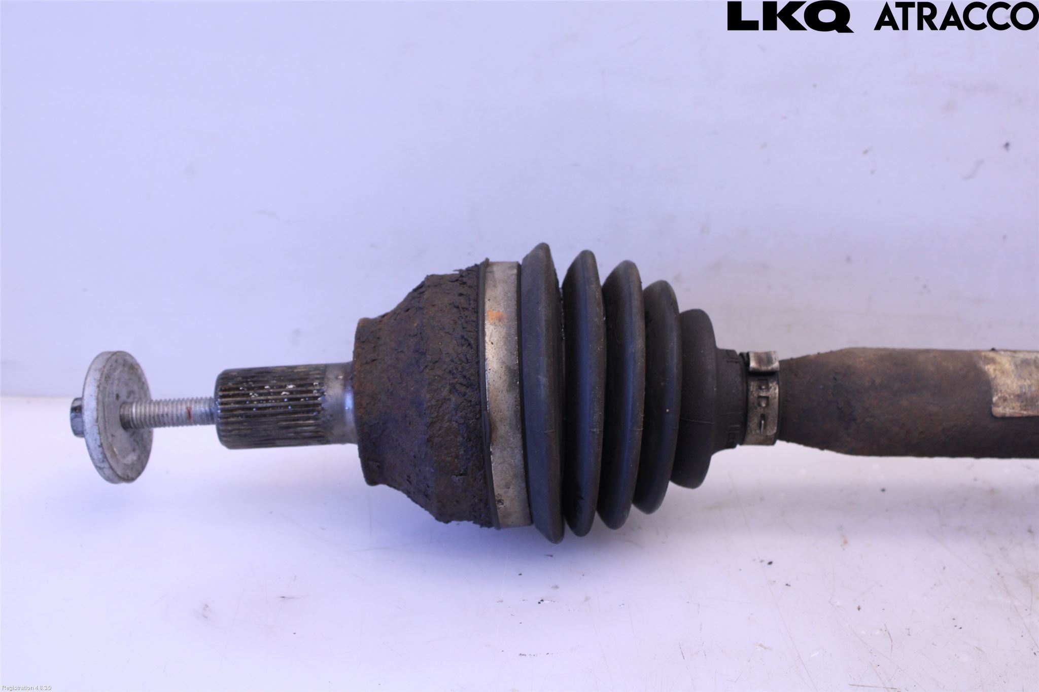 Ford FOCUS 08-11 Drivaxel Fram Höger
