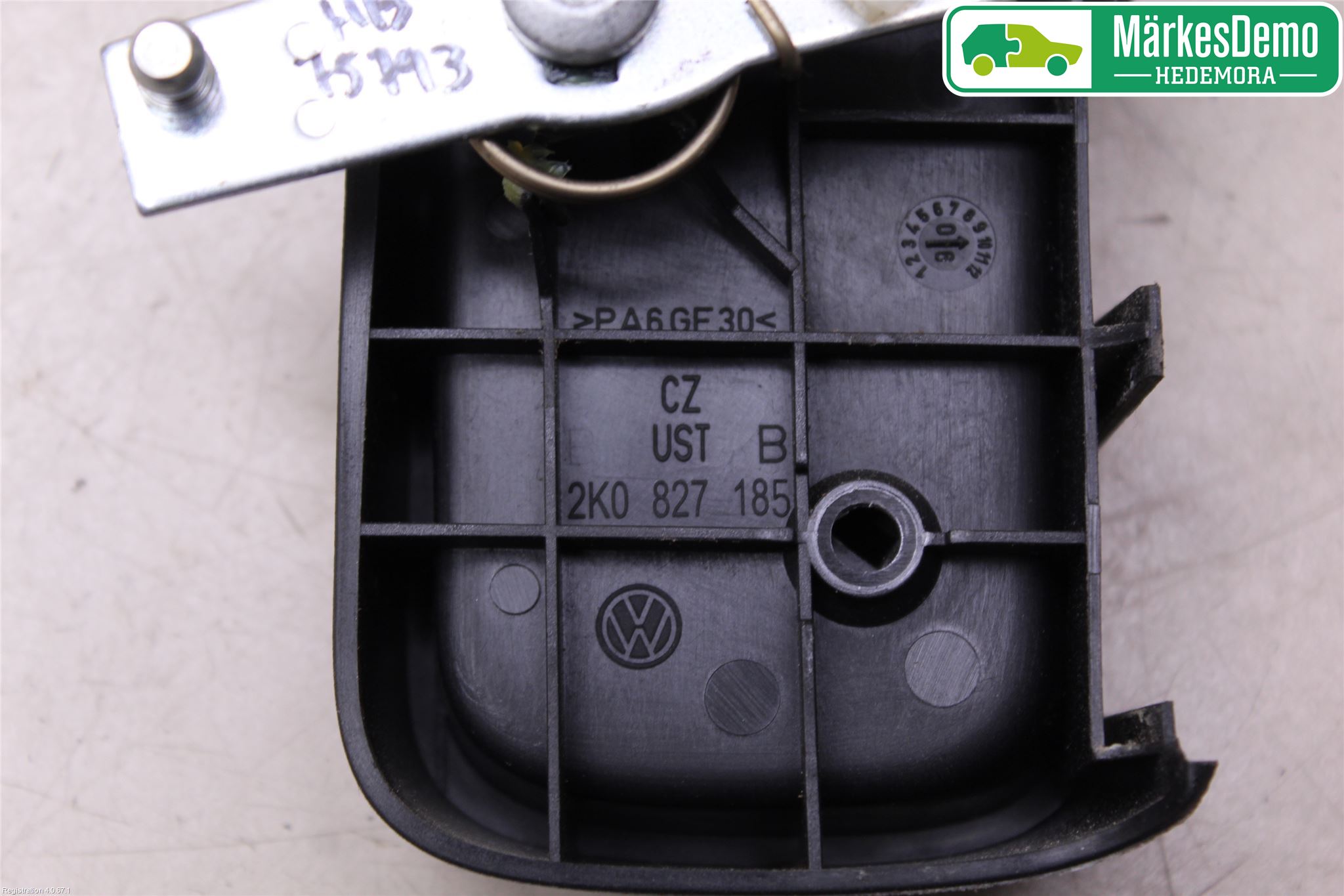 Volkswagen VW CADDY      04-10 Dörrhandtag Inre Hö