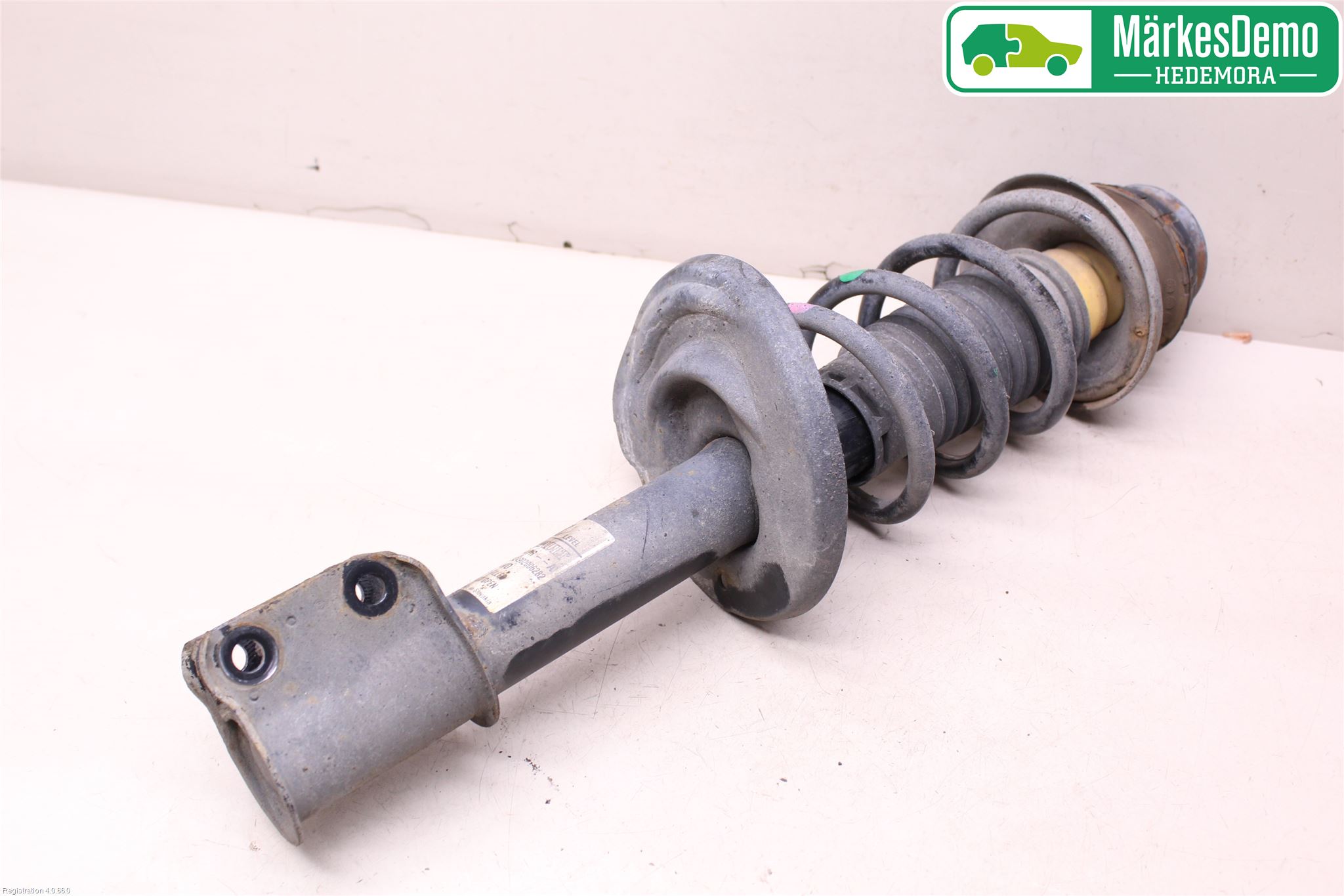 Dacia LODGY 12-18 Fjäderben Fram Höger