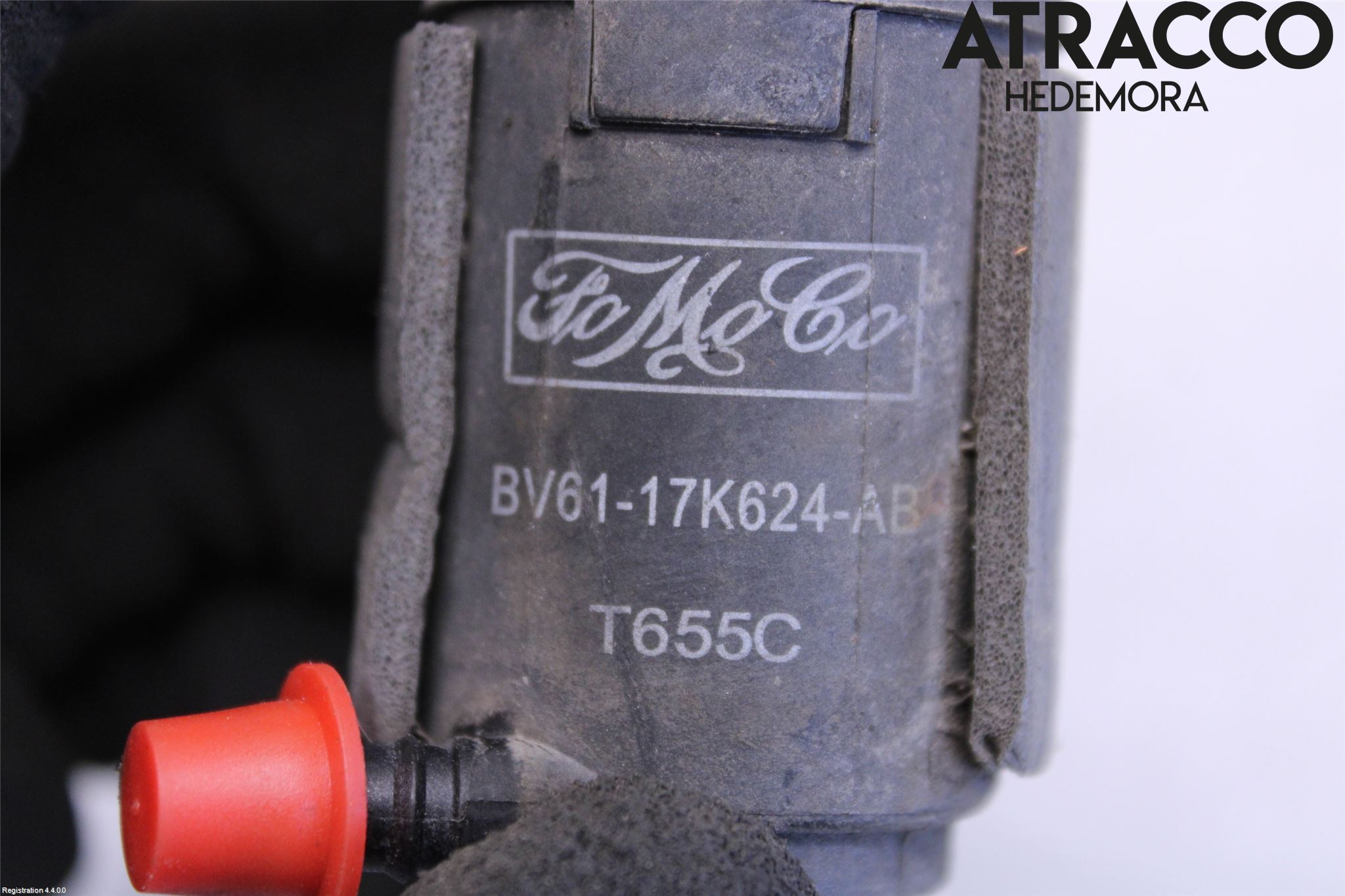 Ford TRANSIT/TOURNEO COURIER 13-23 Spolarpump Vindruta