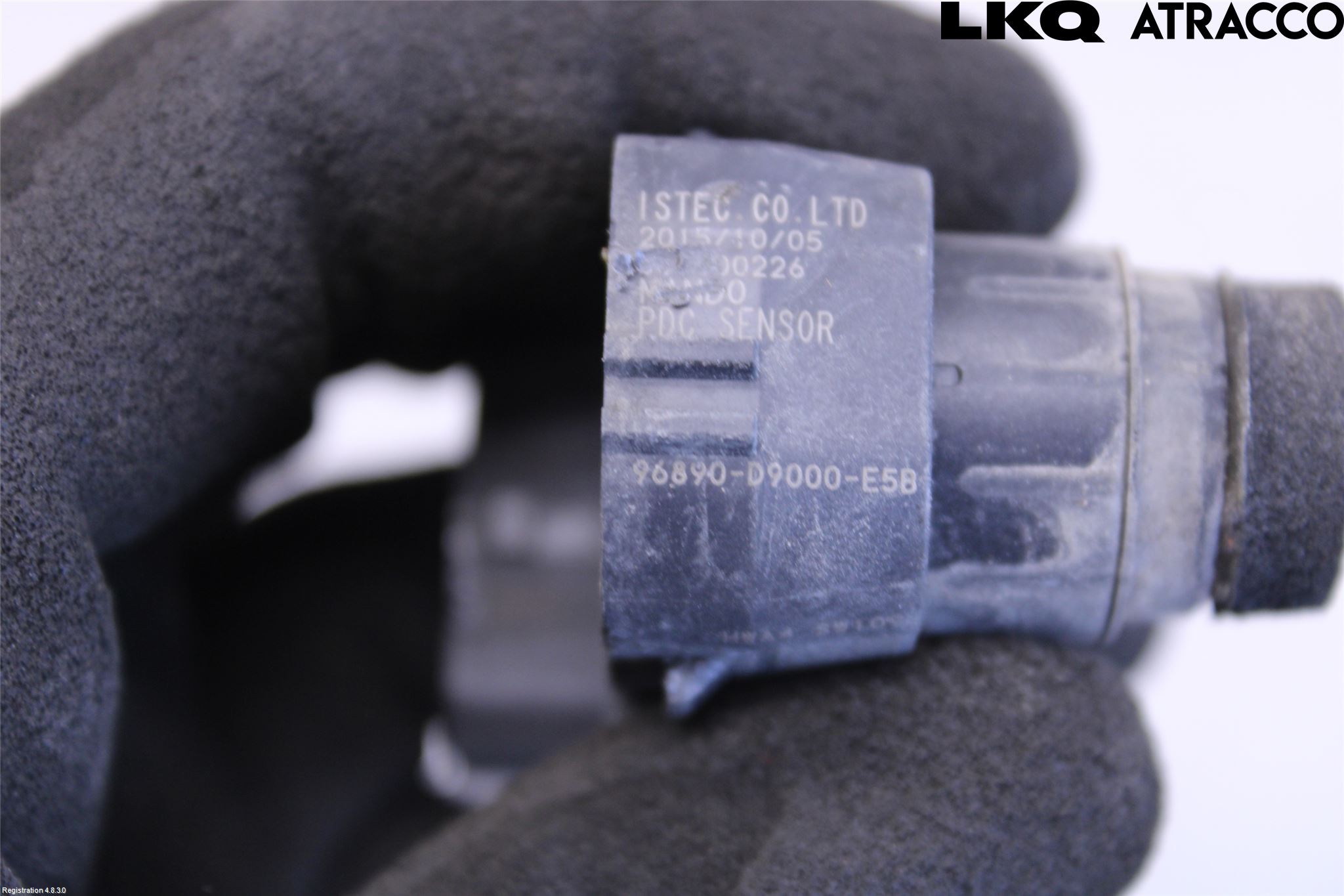 Kia SPORTAGE (QL) 16-21 Parkeringshjälp Frontsensor