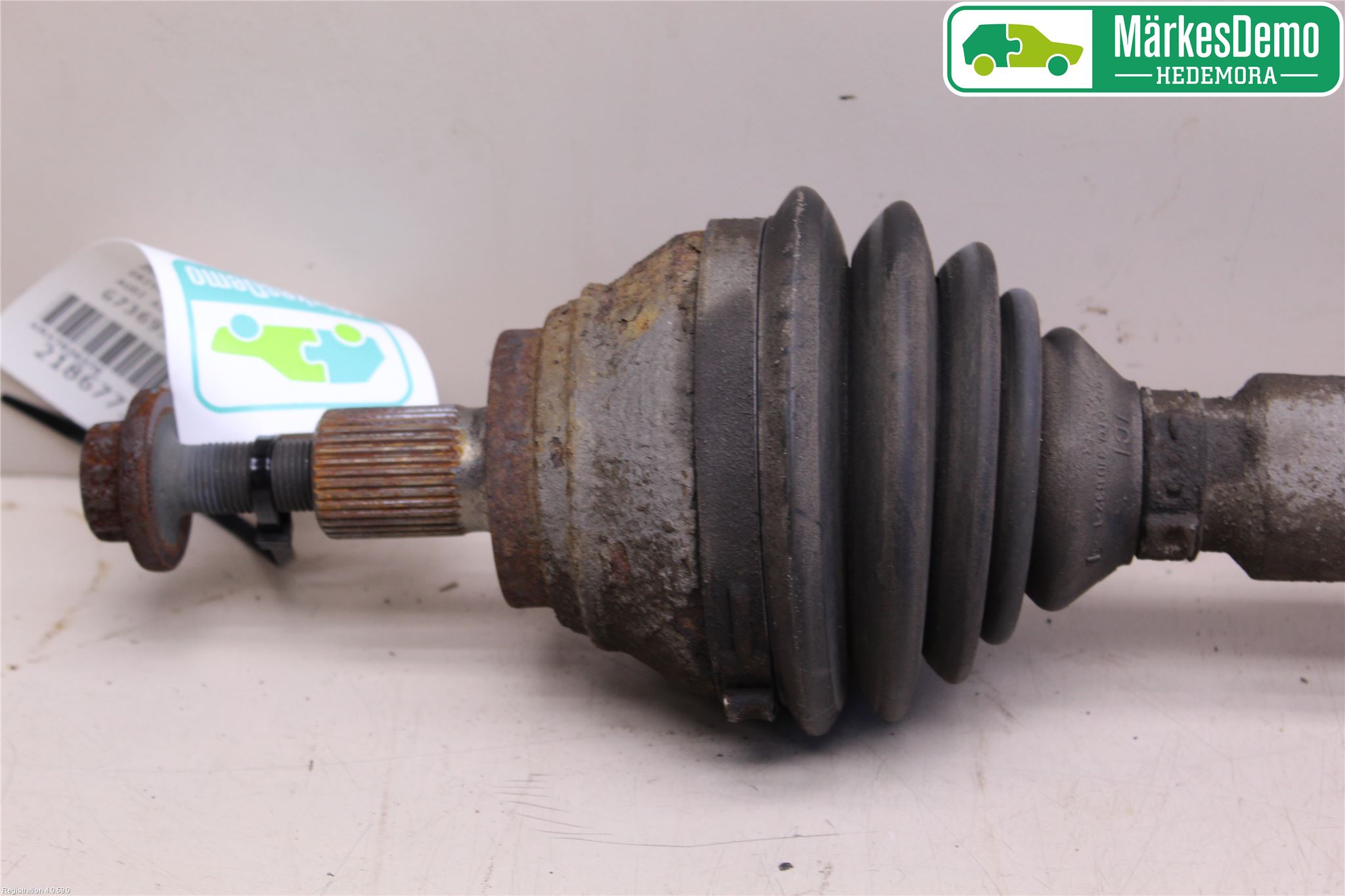Audi A3/S3 05-13 Drivaxel Fram Höger