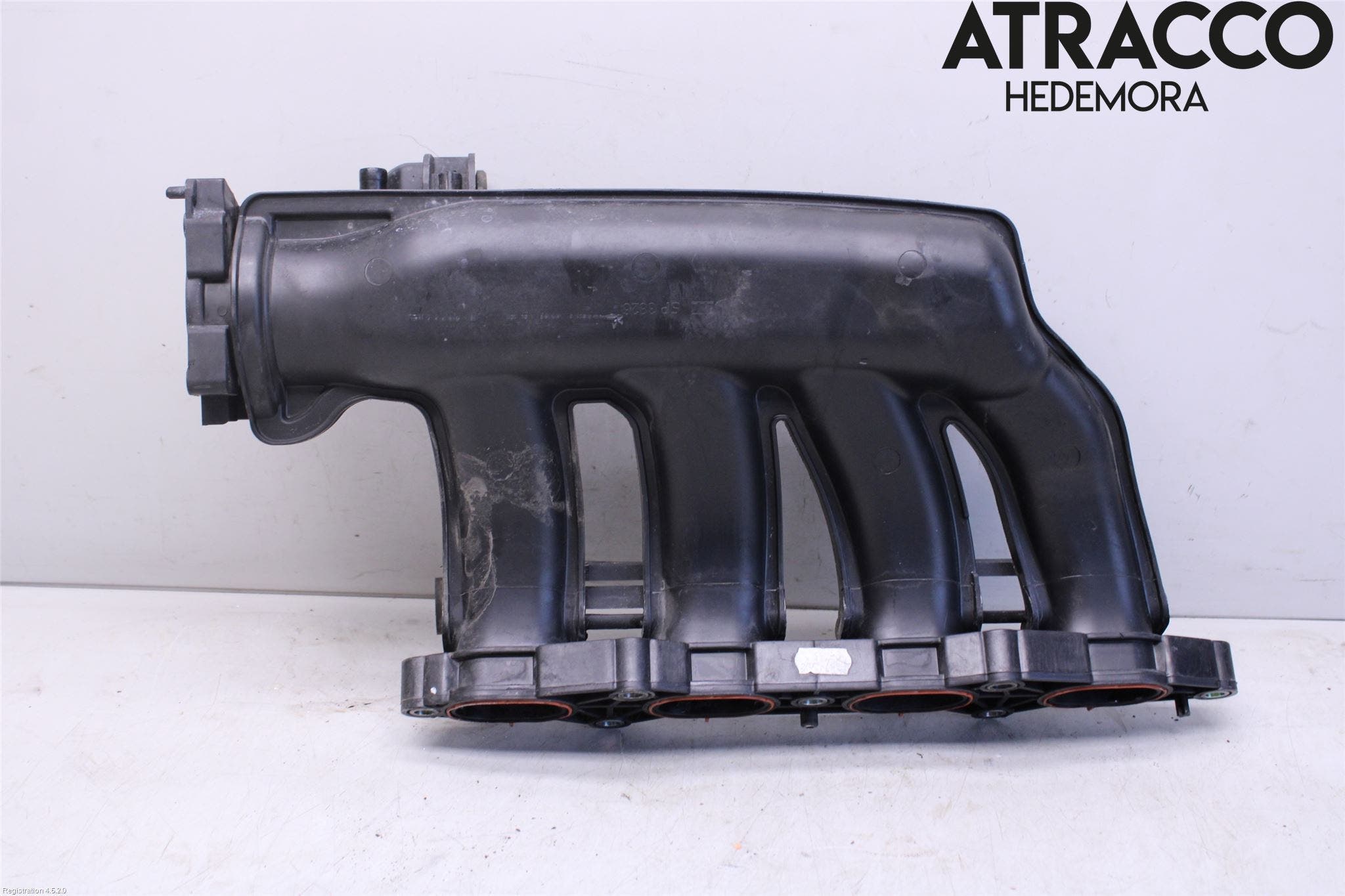 Mercedes-Benz MB C-KLASS (W204) 07-15 Grenrör Insug