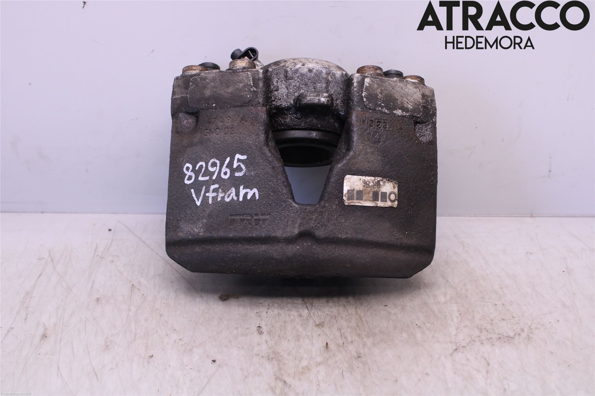 Audi A4/S4 08-11 Bromsok Fram Vänster