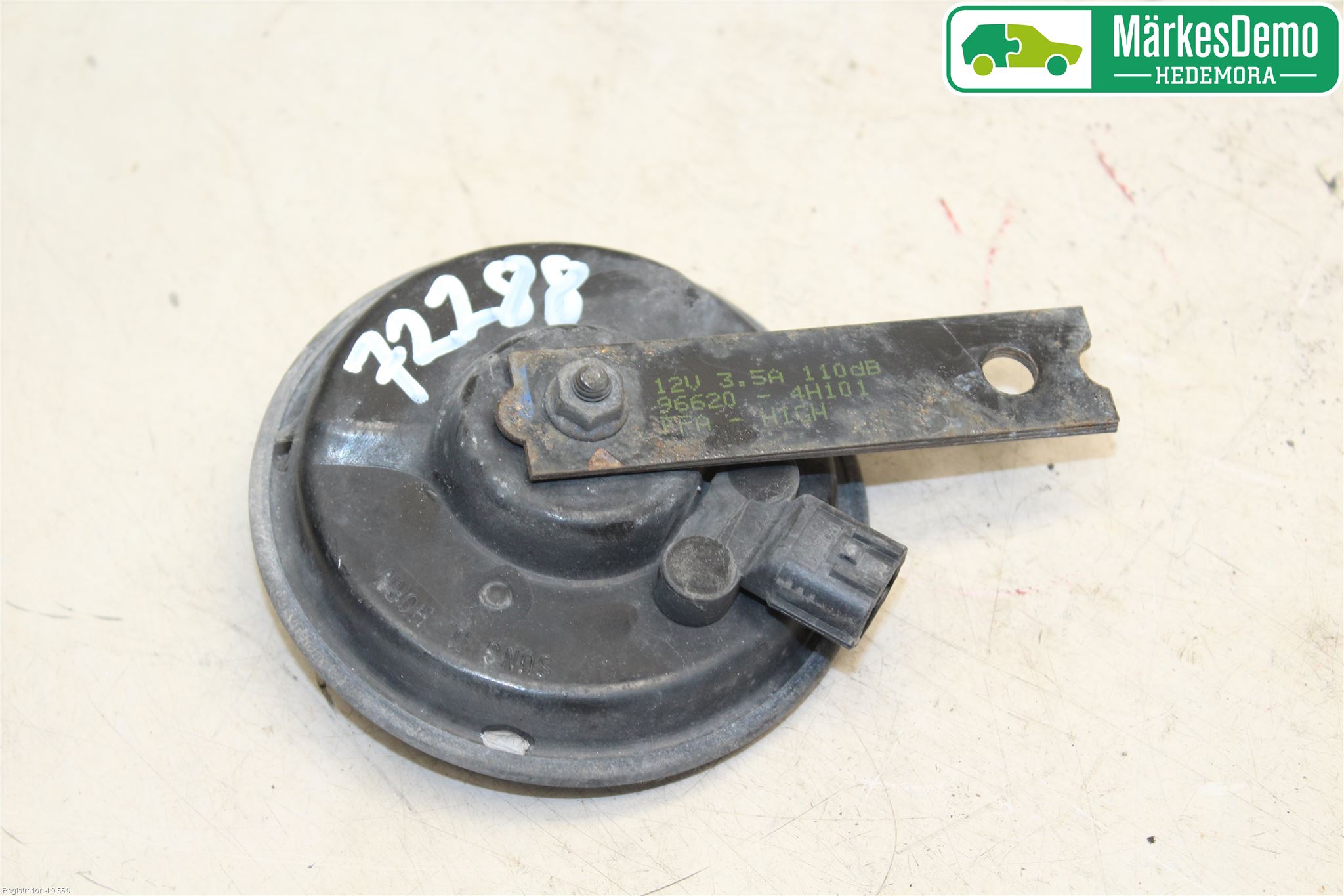 Hyundai H-1/STAREX 08-21 Signalhorn