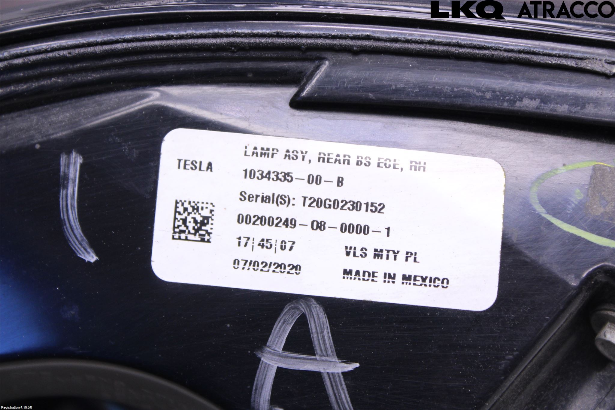 Tesla MODEL X 16- Bakljus Höger