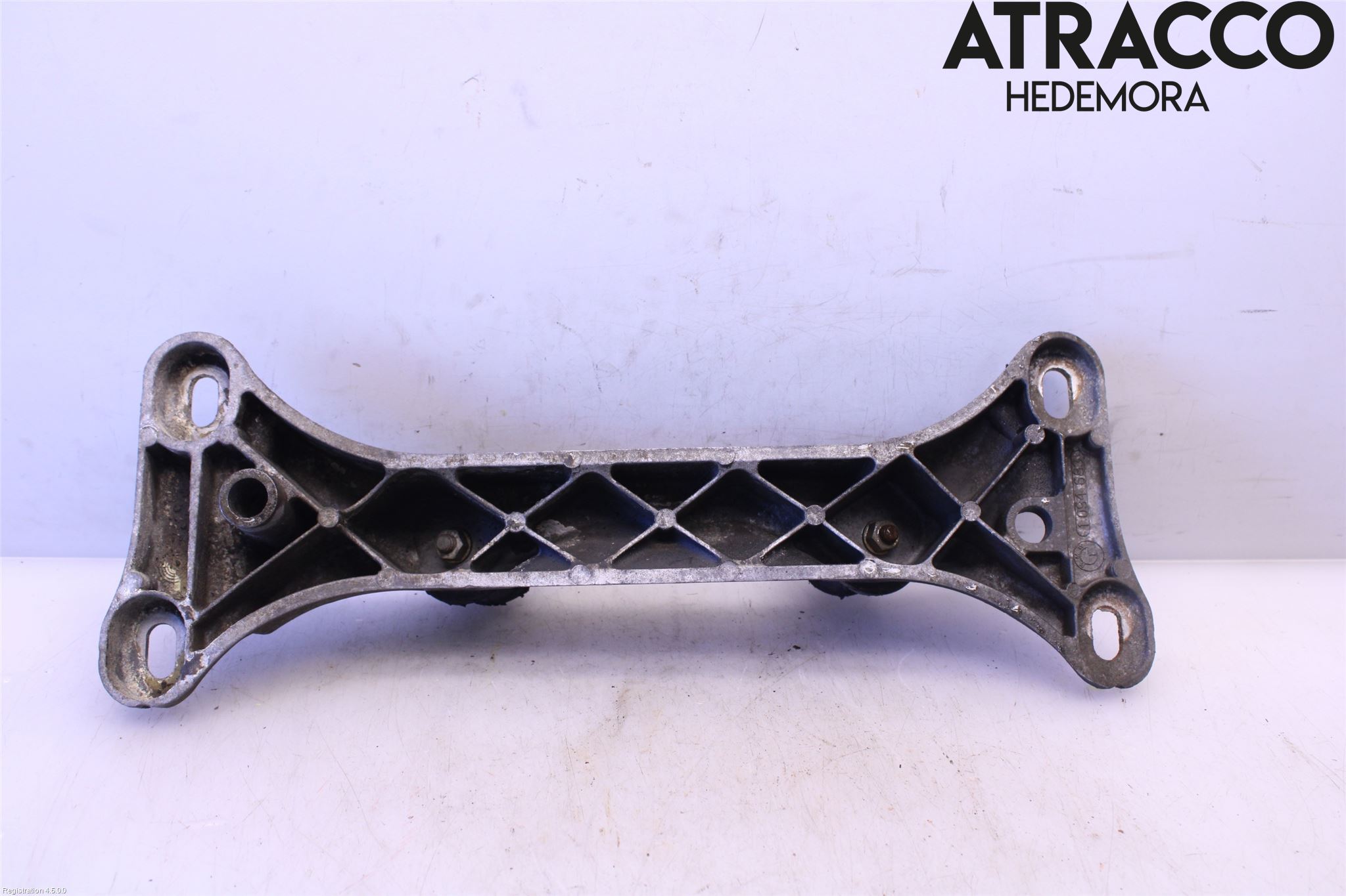 BMW 3 E46      98-05 Växellådsbalk