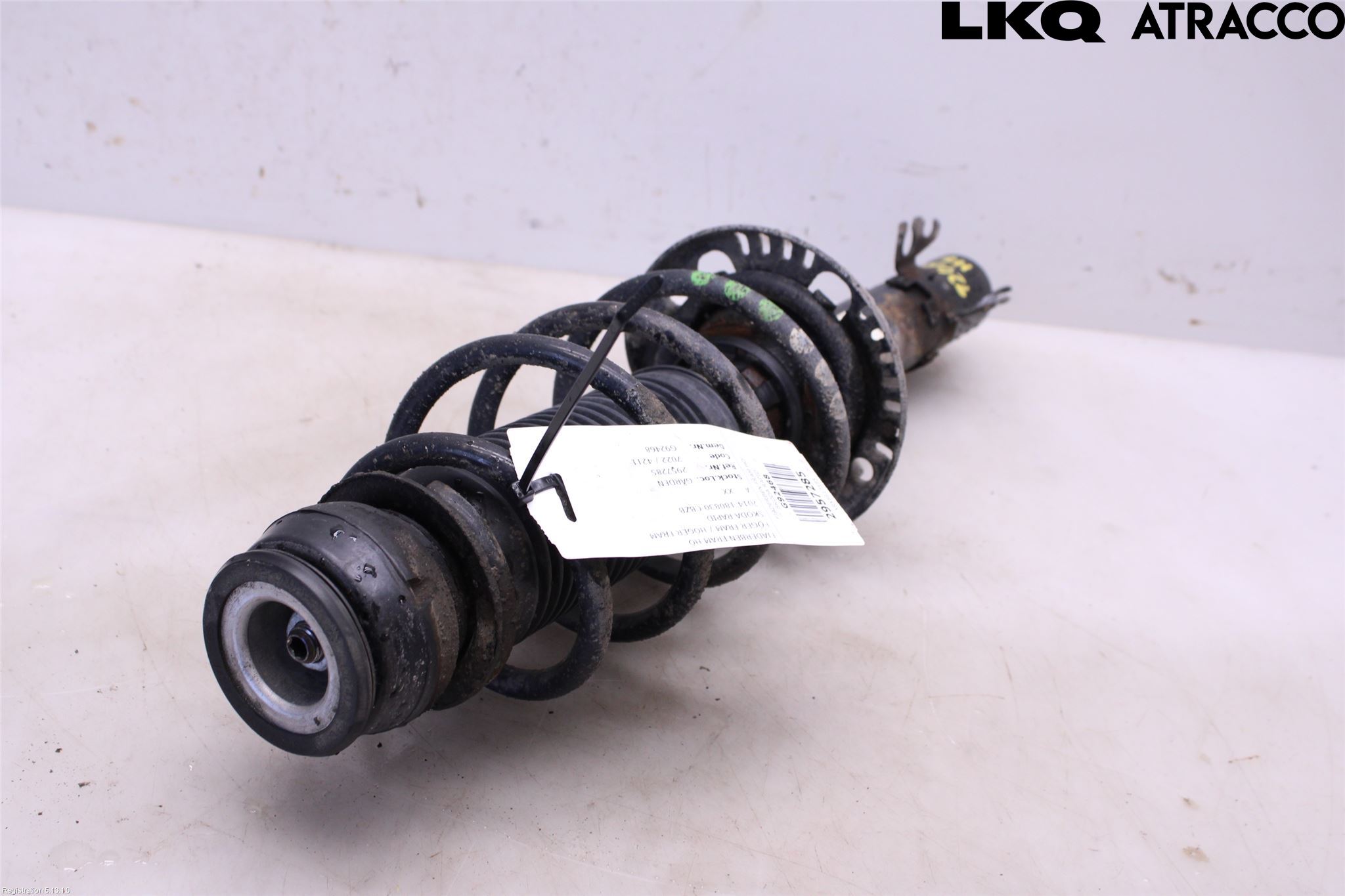 Skoda RAPID Fjäderben Fram Höger