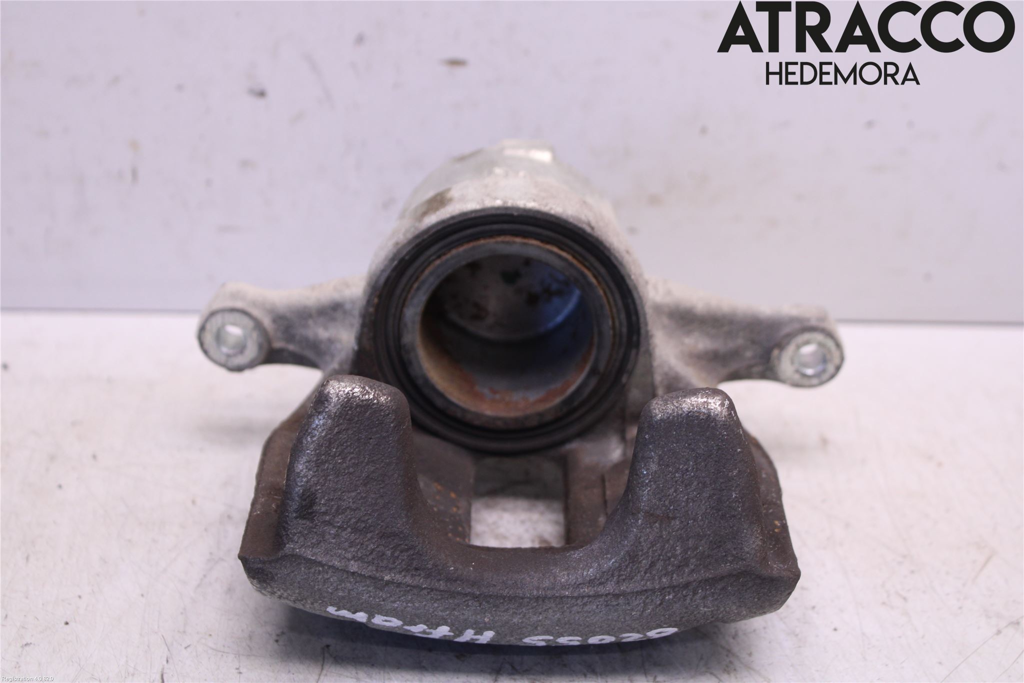 Toyota C-HR 16-23 Bromsok Fram Höger