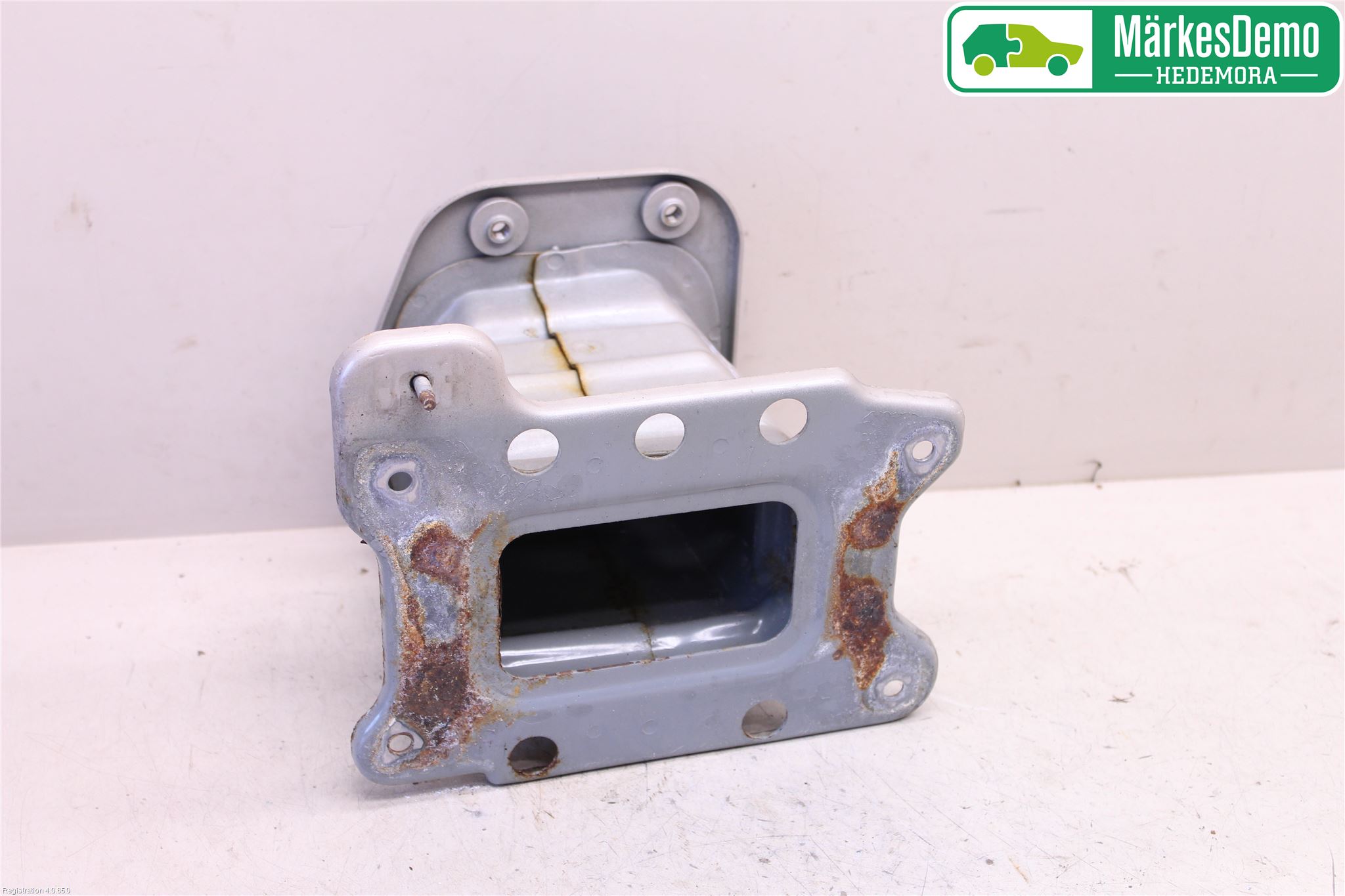 Chevrolet CAPTIVA Stötfångarbärjärn Fram