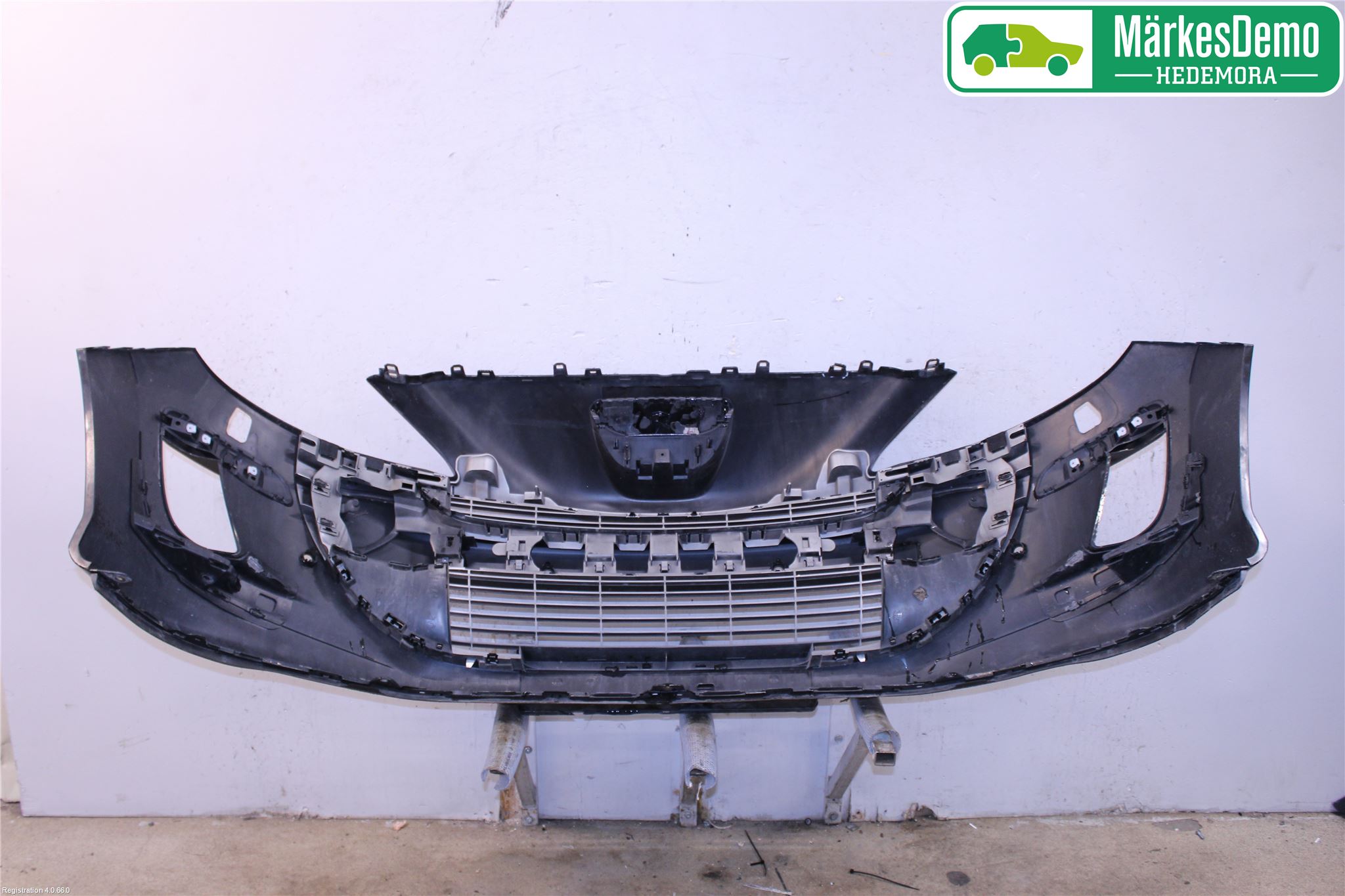 Peugeot 308 08-13 Stötfångarbeklädnad Fram