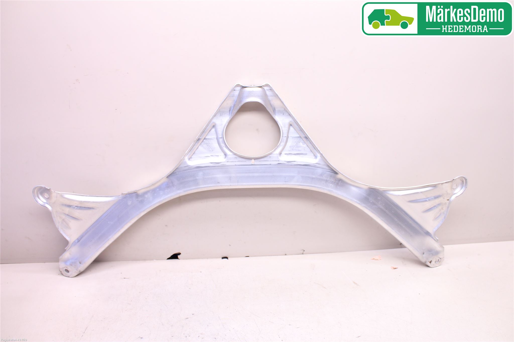 Audi A7/S7 4G 11-17 Fjäderbensstag