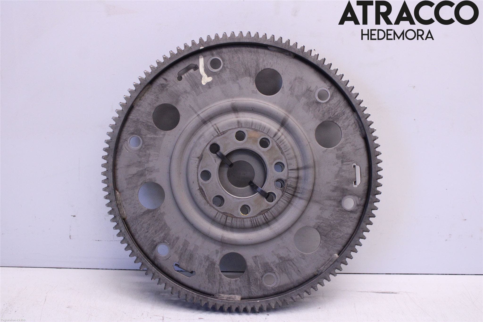 Kia CARENS III 13-19 Svänghjul Aut