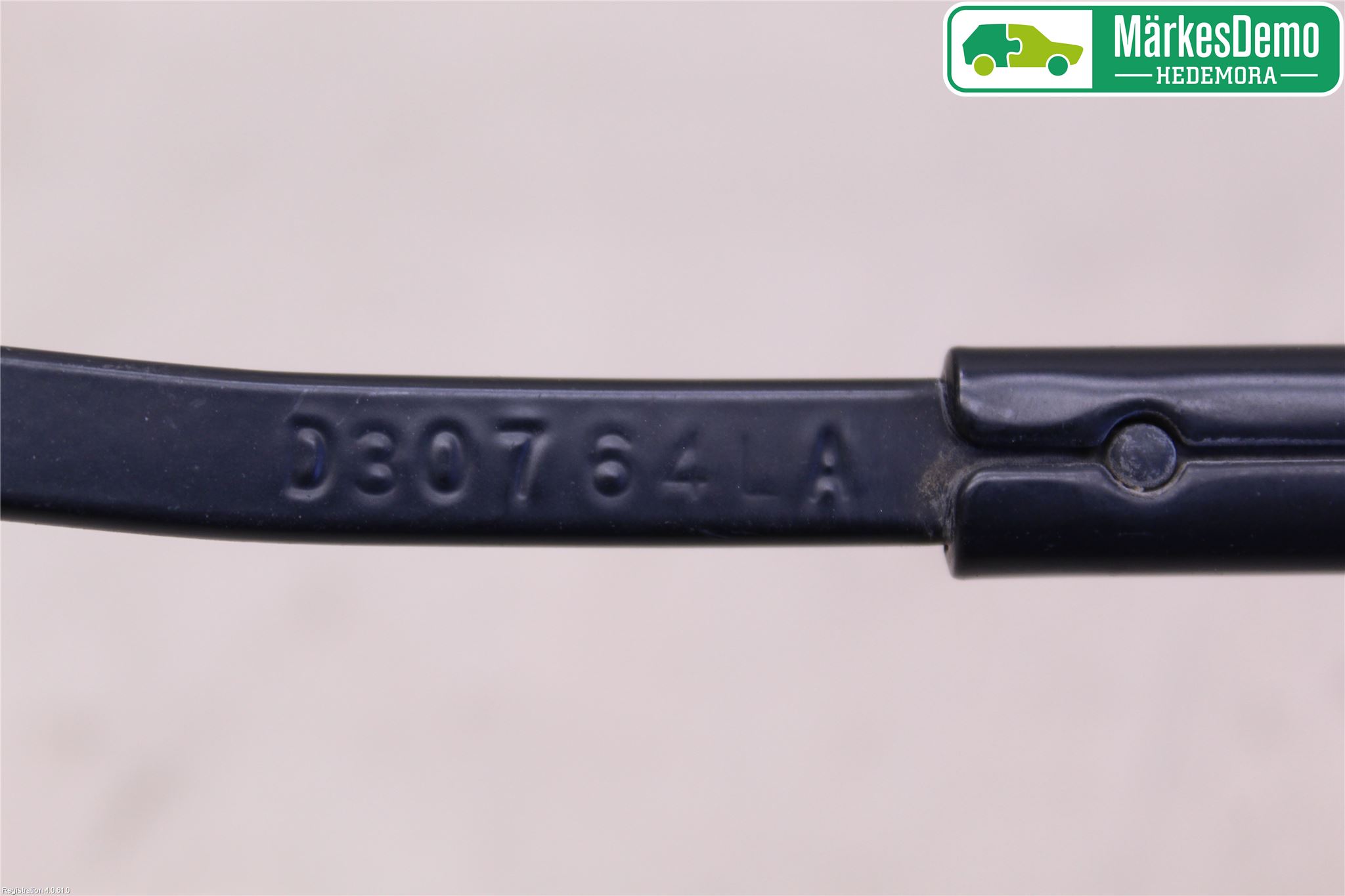 Mazda 2 (DE) 08-15 Torkararm Armar Vindruta