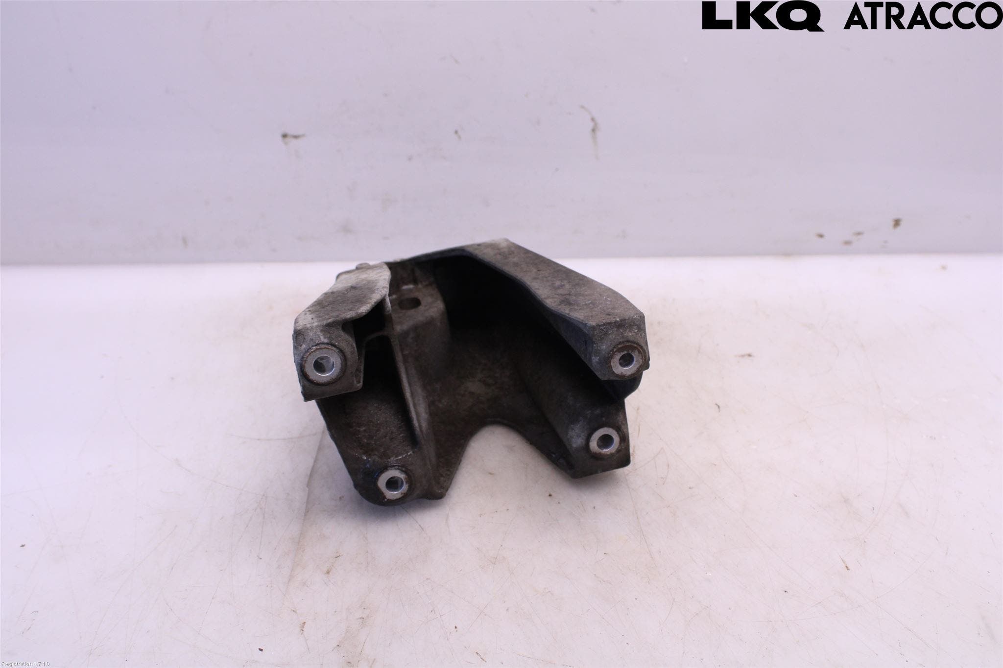 Volkswagen VW TRANSP/CARAVELLE (T5) 04-15 Motorfäste