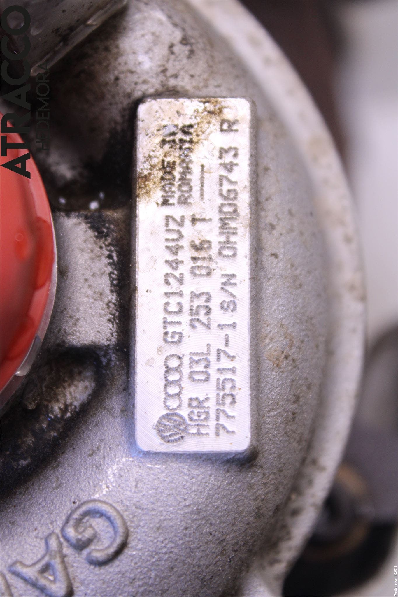 Volkswagen VW CADDY 11-15 Turboaggregat