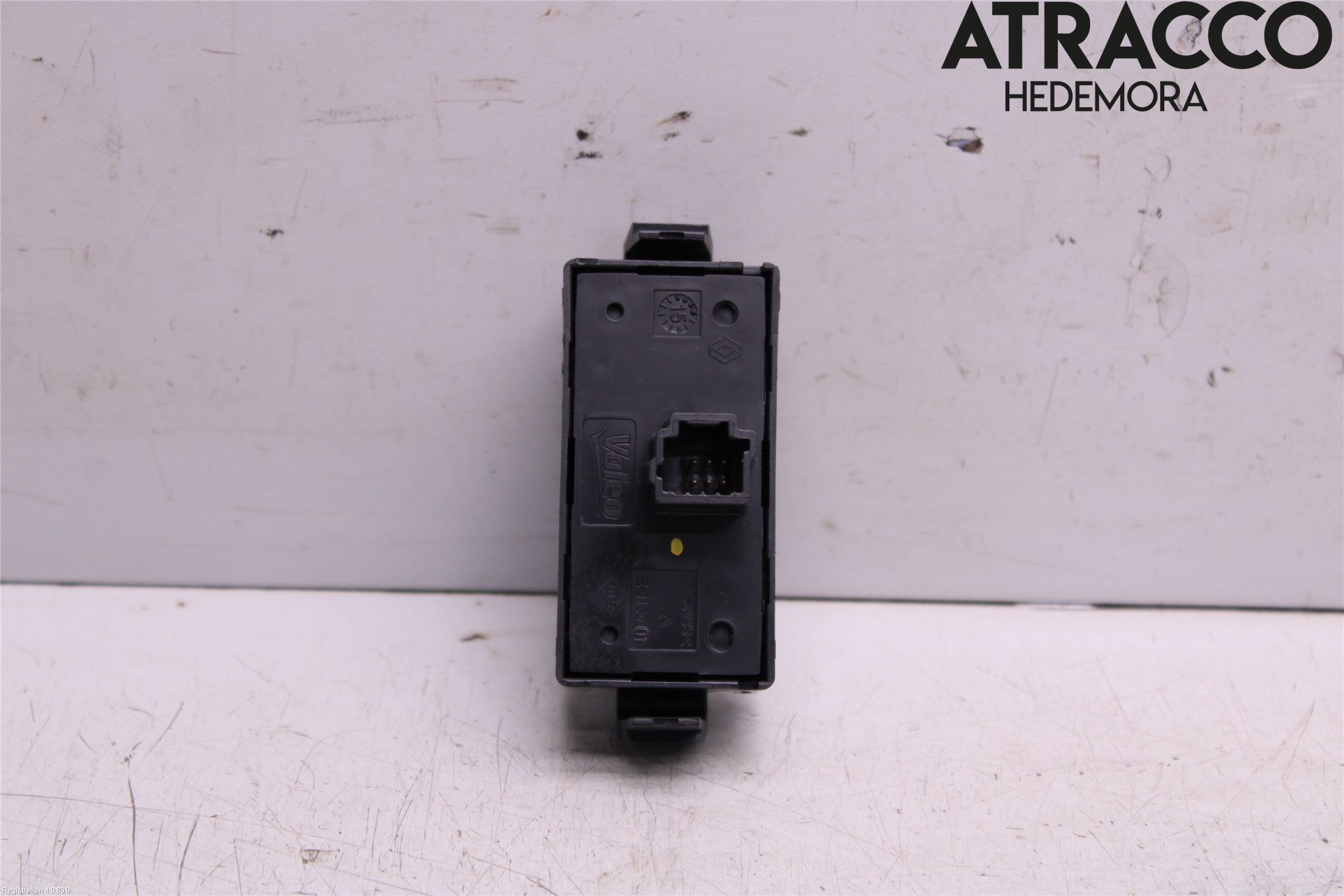 Dacia SANDERO/STEPWAY 13-20 Strömställare Varnings