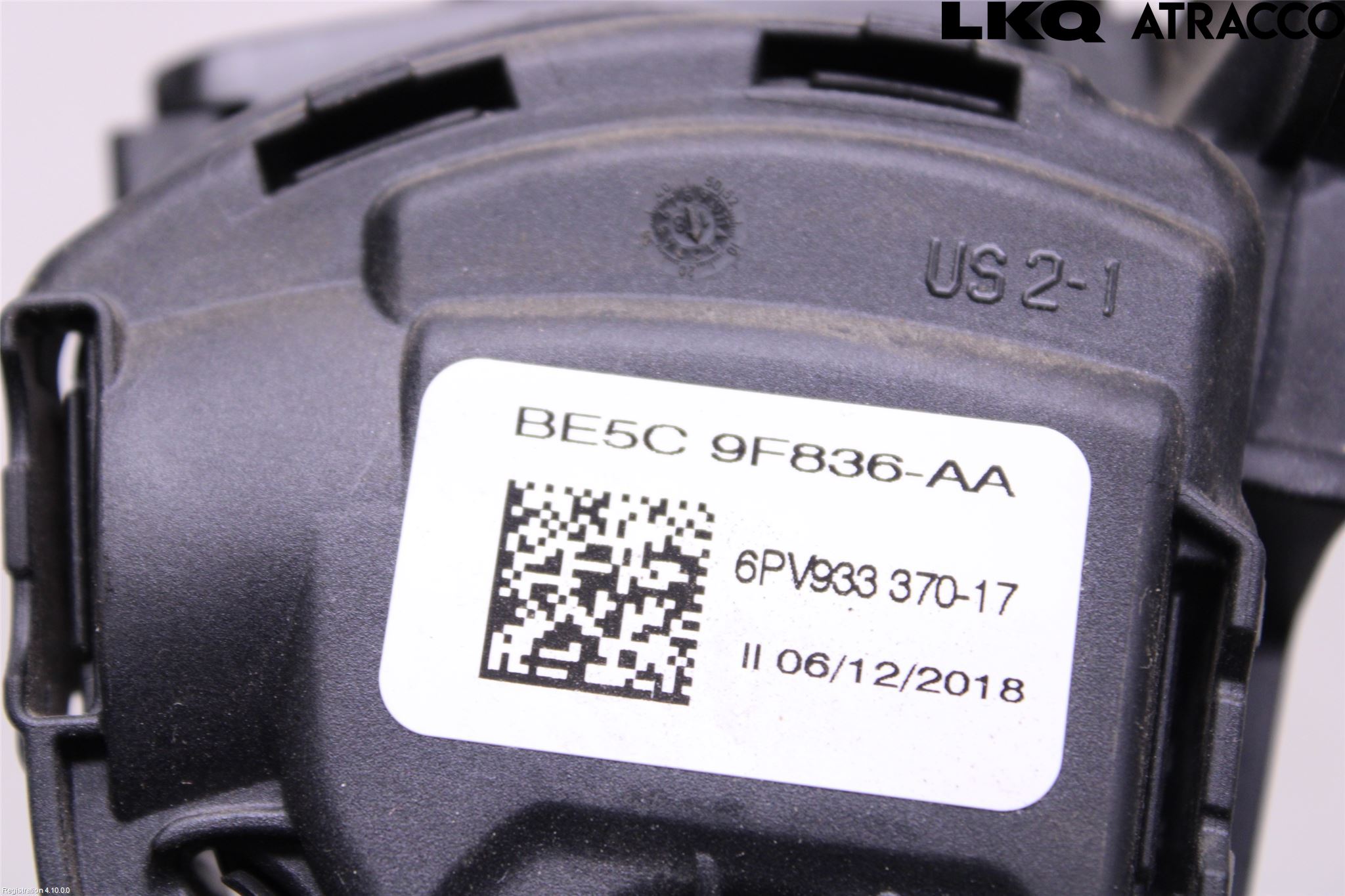 Tesla MODEL X 16- Gaspedal