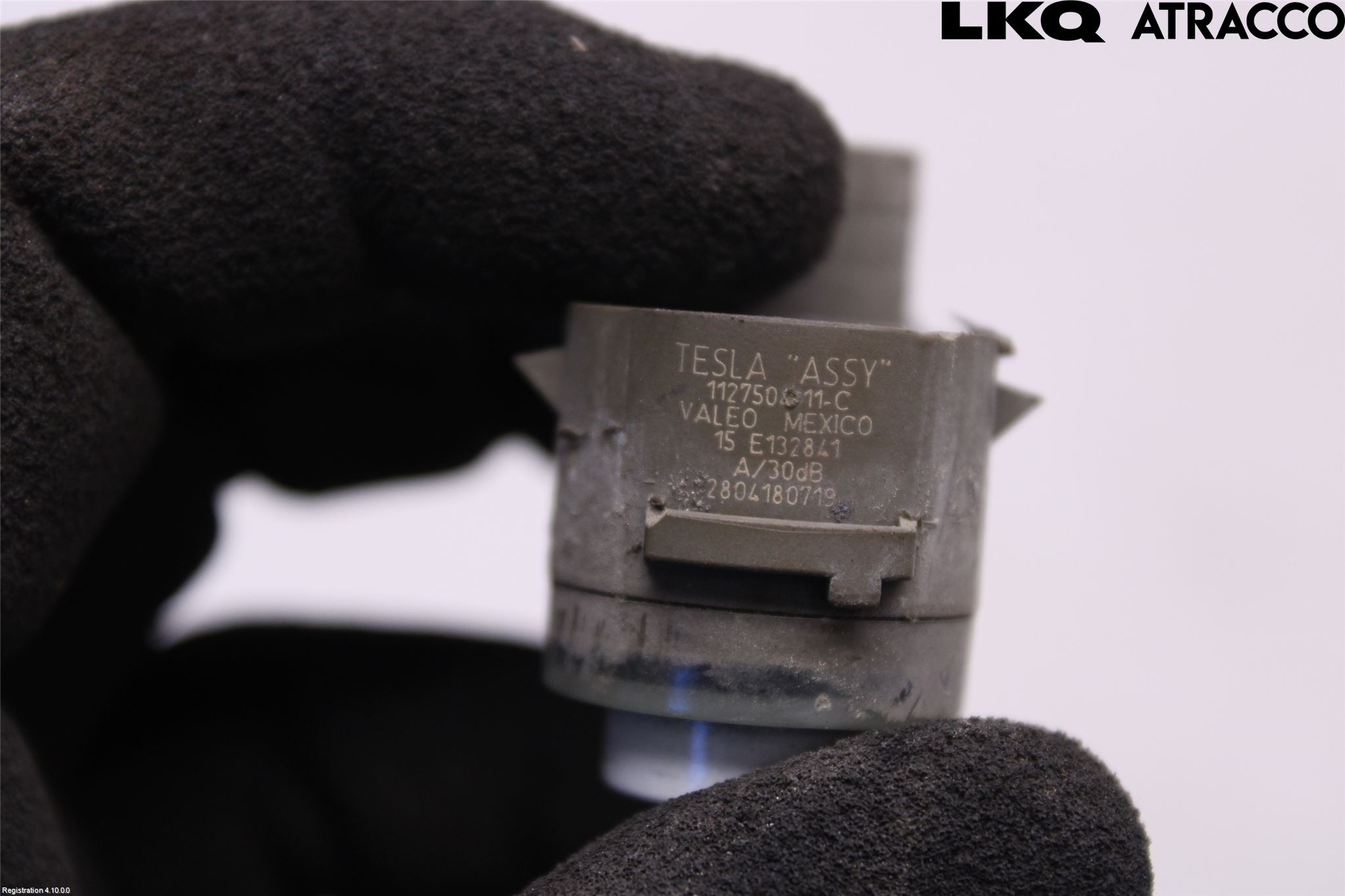 Tesla MODEL X 16- Parkeringshjälp Frontsensor