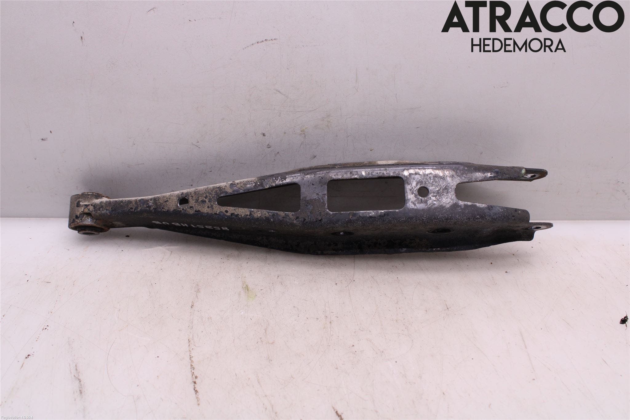 Subaru OUTBACK 15-20 Bärarm Bak Höger