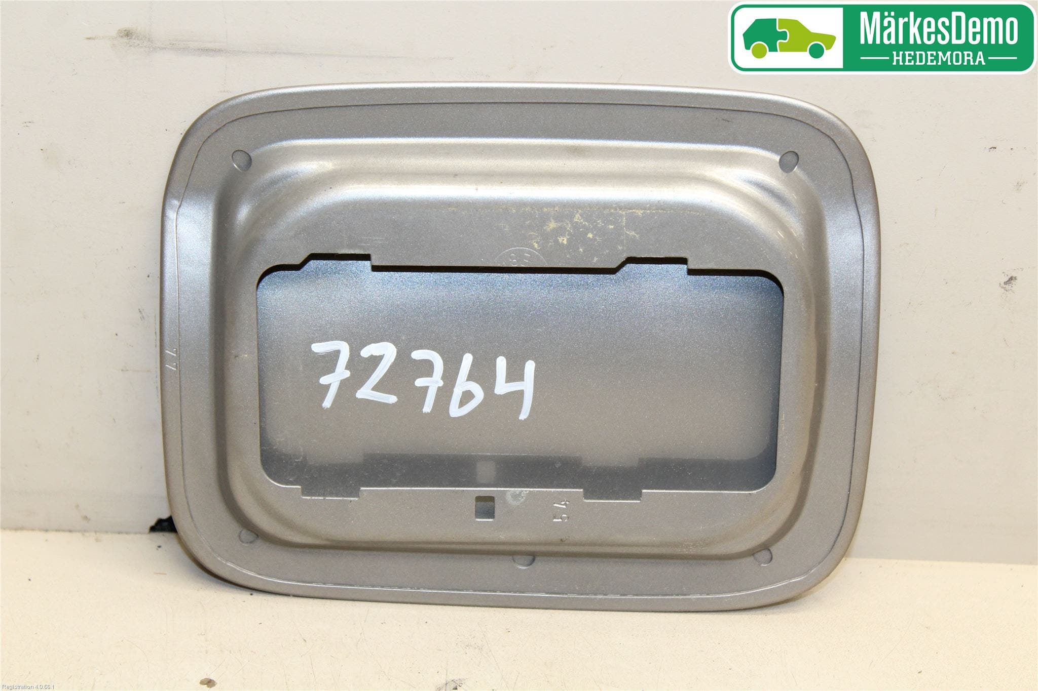 BMW X1 E84 10-15 Tanklucka