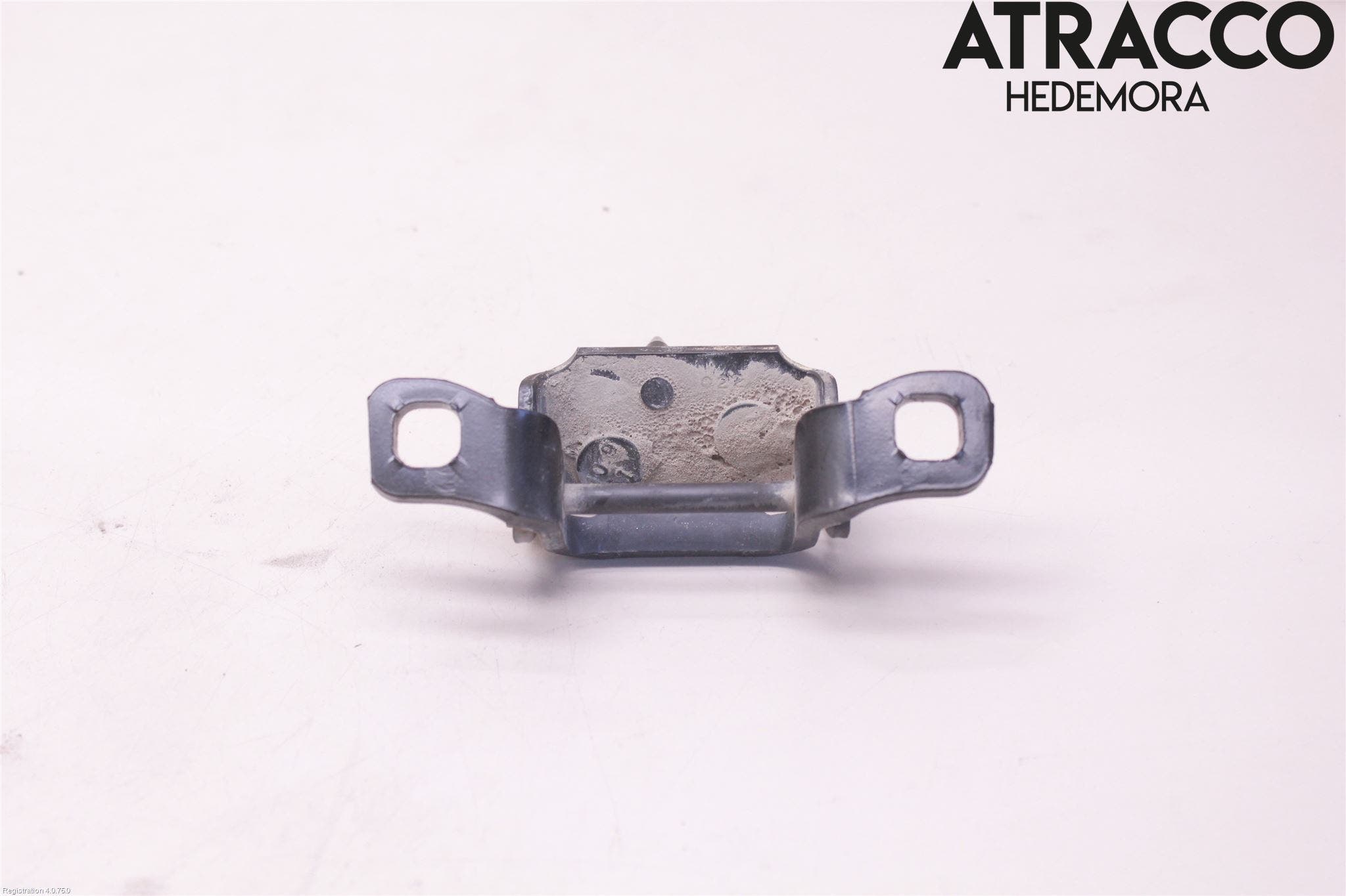 Volvo XC60 09-13 Bakluckegångjärn Hö