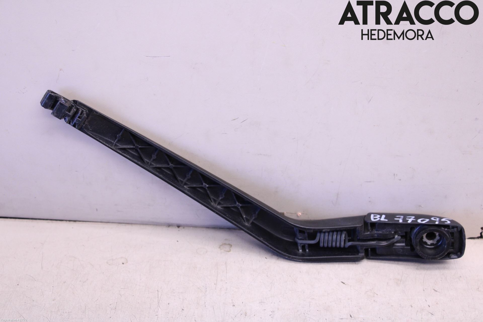 Mitsubishi SPACE STAR 13- Torkararm-Bakruta