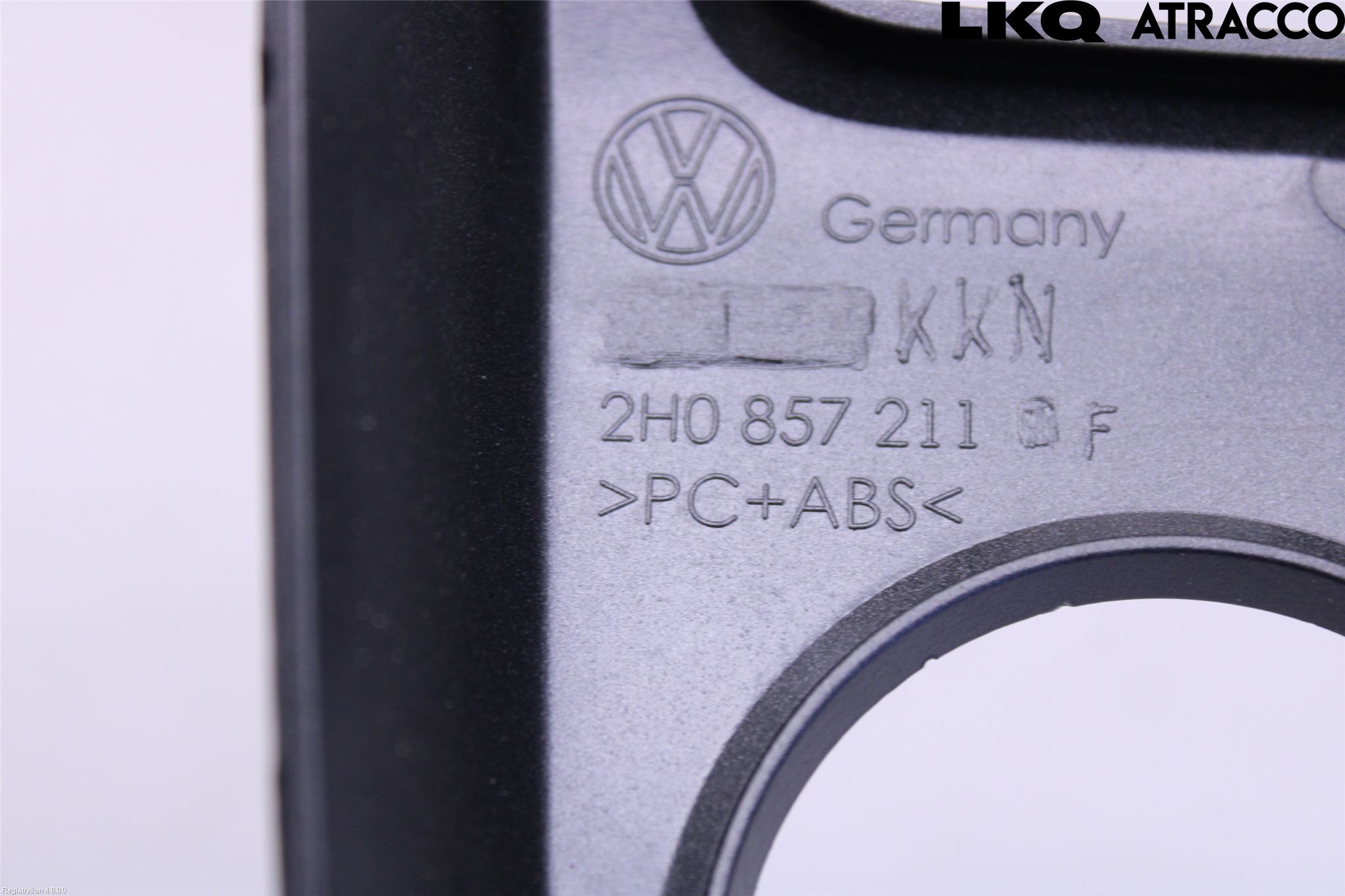 Volkswagen VW AMAROK 2H 10-22 Instrument-Radio Sarg