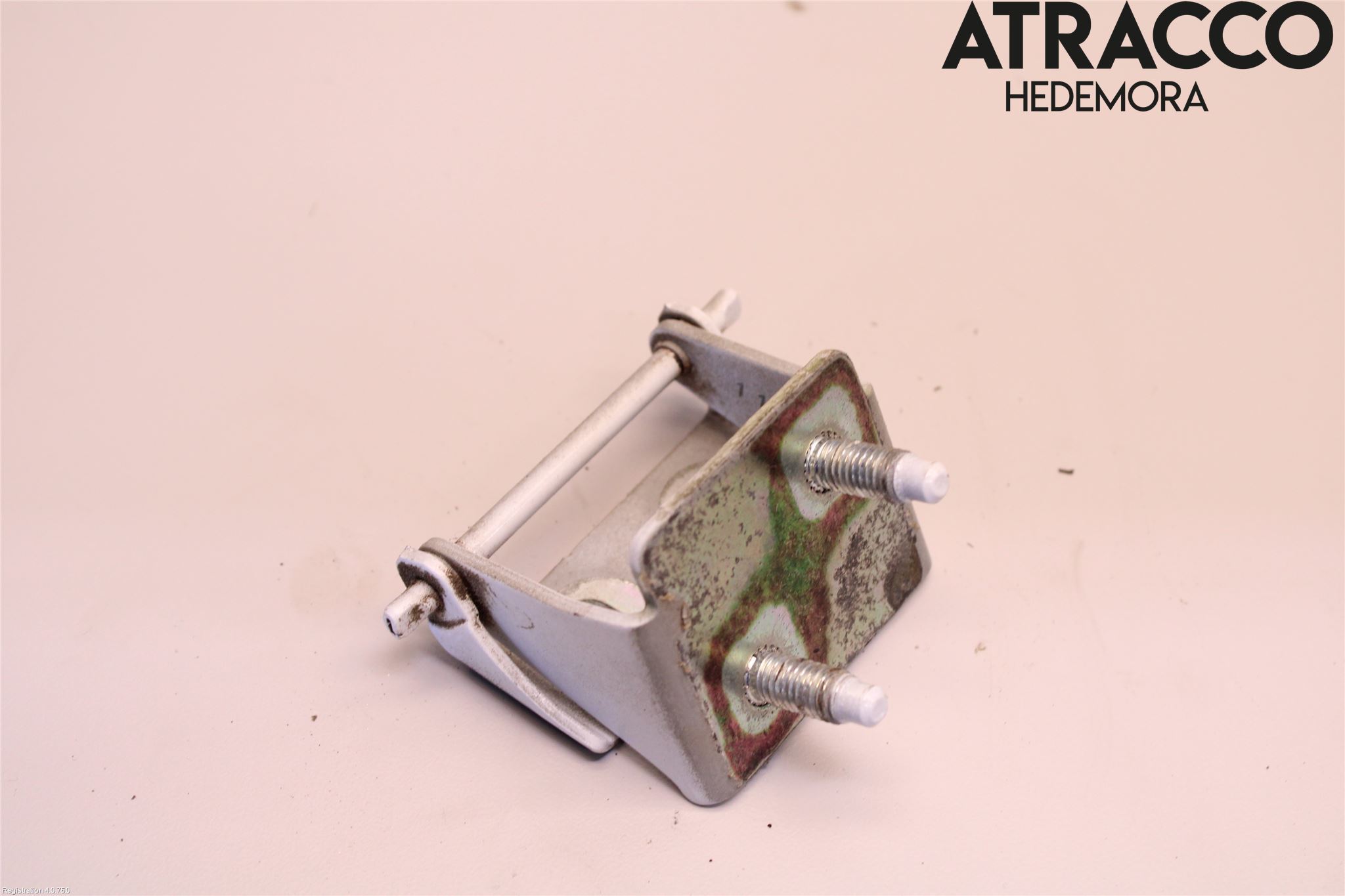 Ford FOCUS 11-14 Bakluckegångjärn Hö