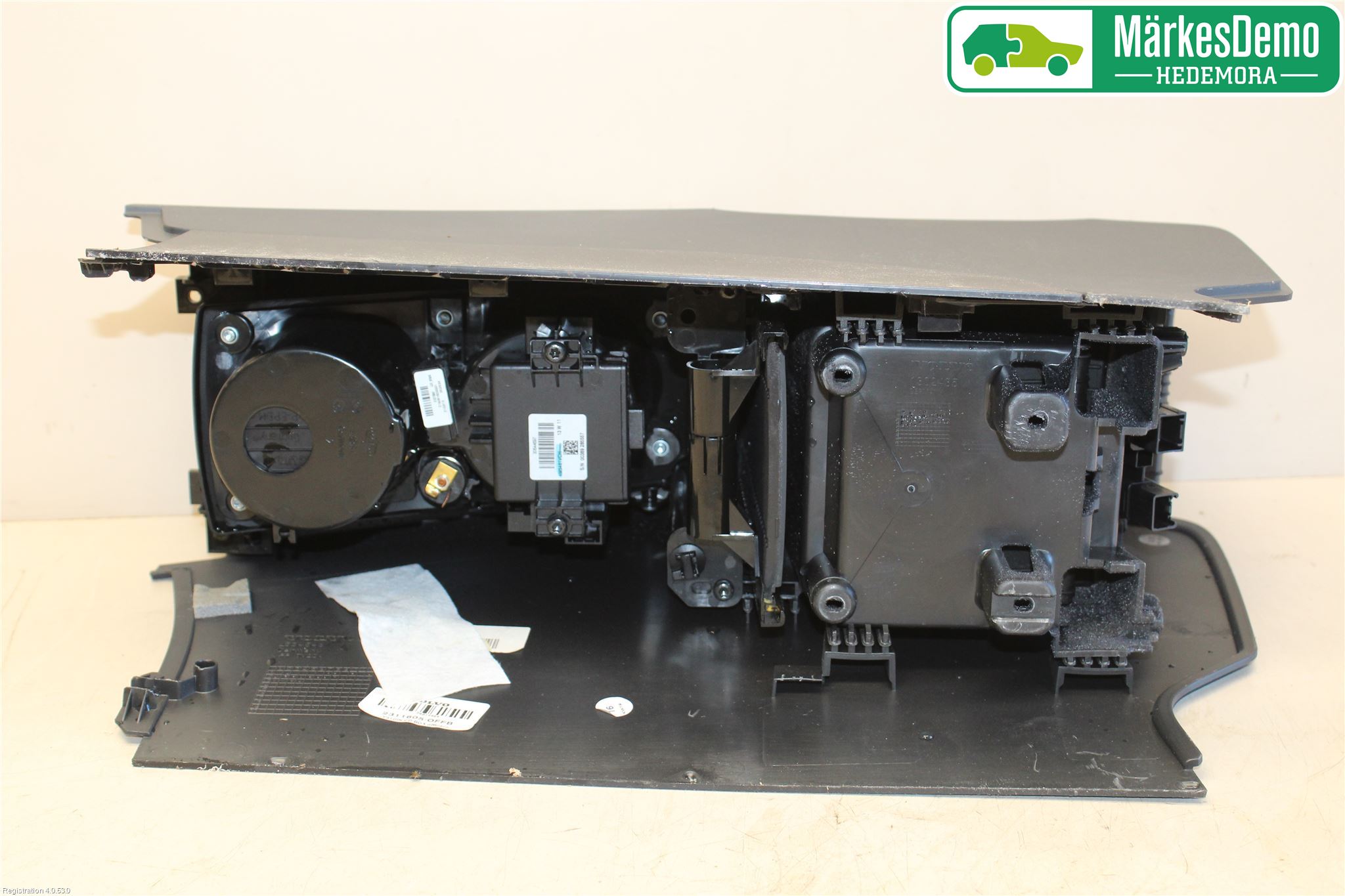 Volvo XC60 09-13 Inr Tunnelfack