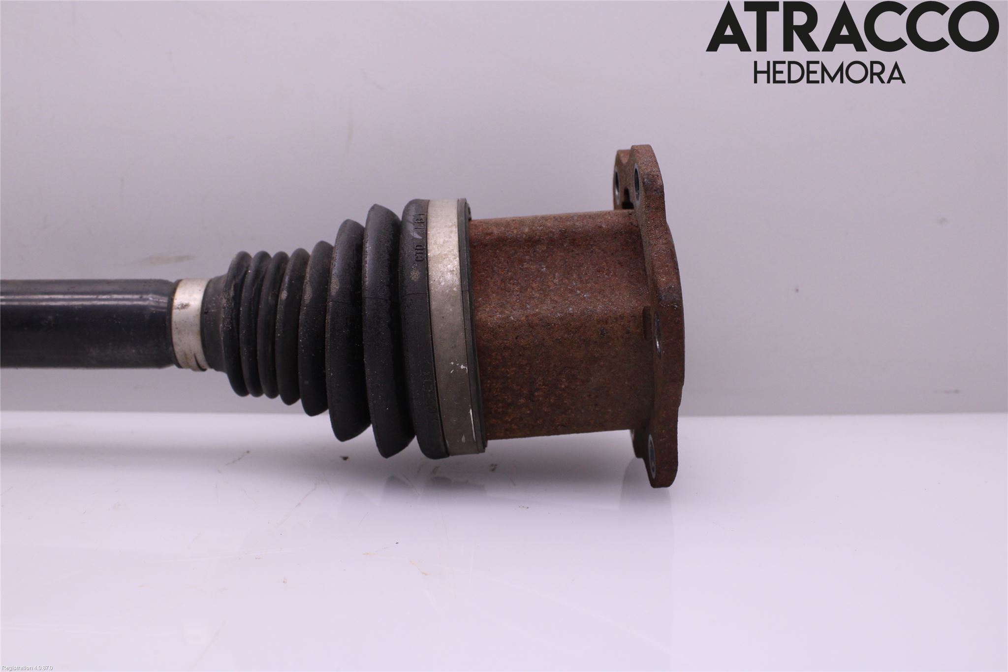 Audi A4/S4 08-11 Drivaxel Fram Vänster