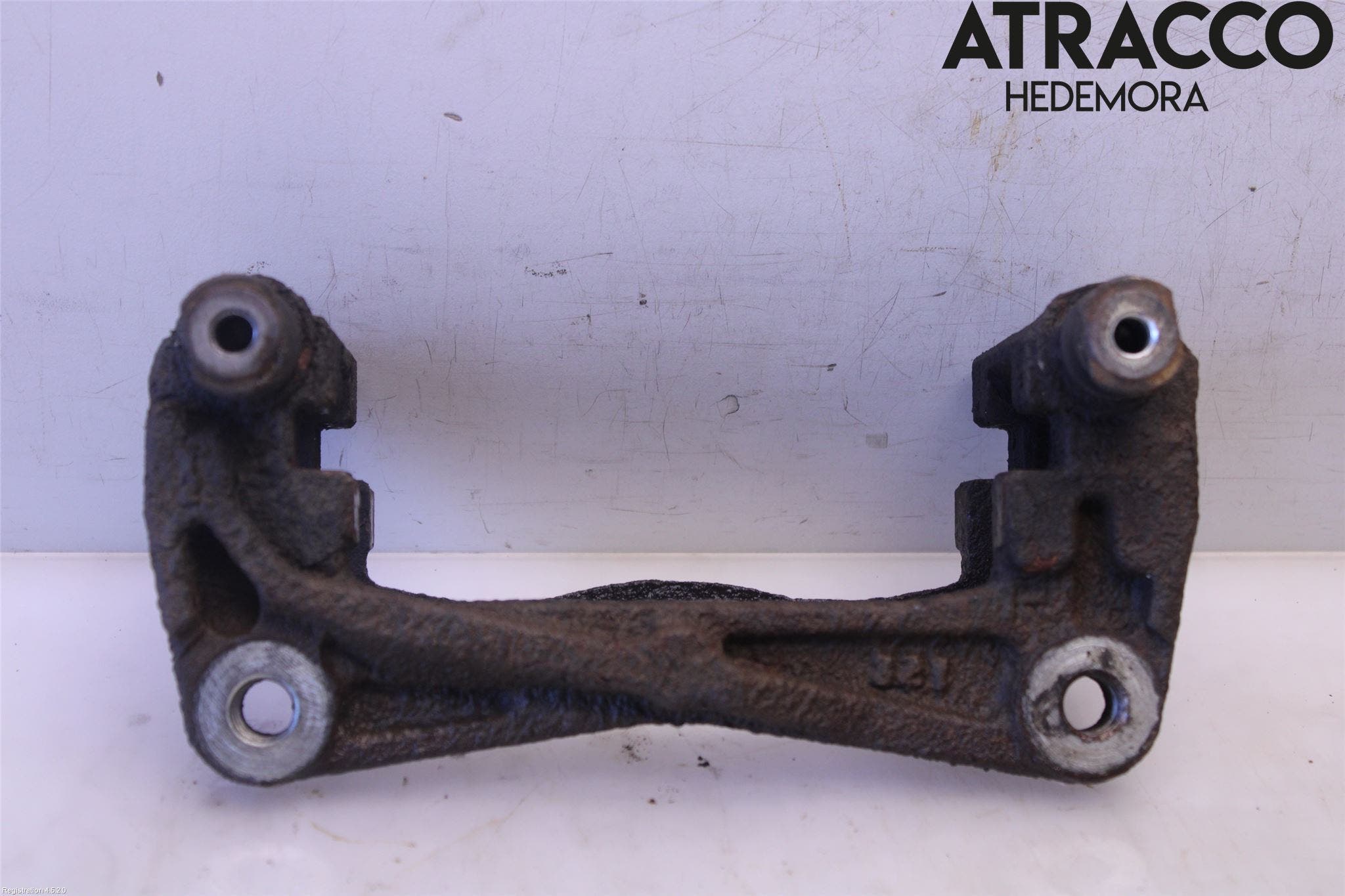 Subaru IMPREZA IV 13-17 Bromsokshållare