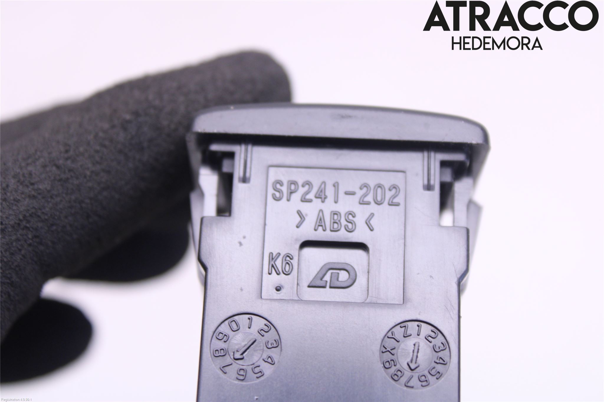 Suzuki SWIFT 17-24 Strömställare Stolvärme