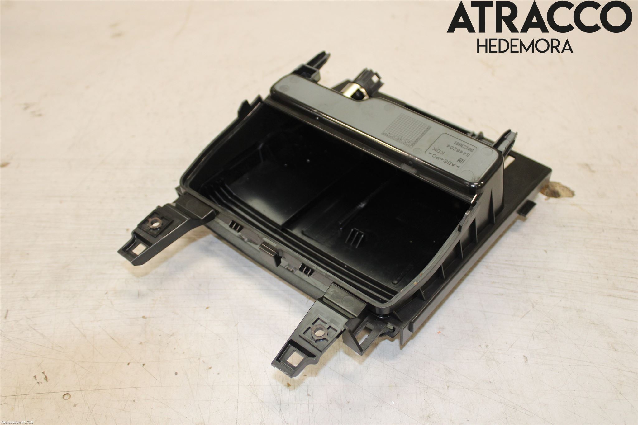 Opel INSIGNIA 17- Instrumentbräda Förvaringsfack