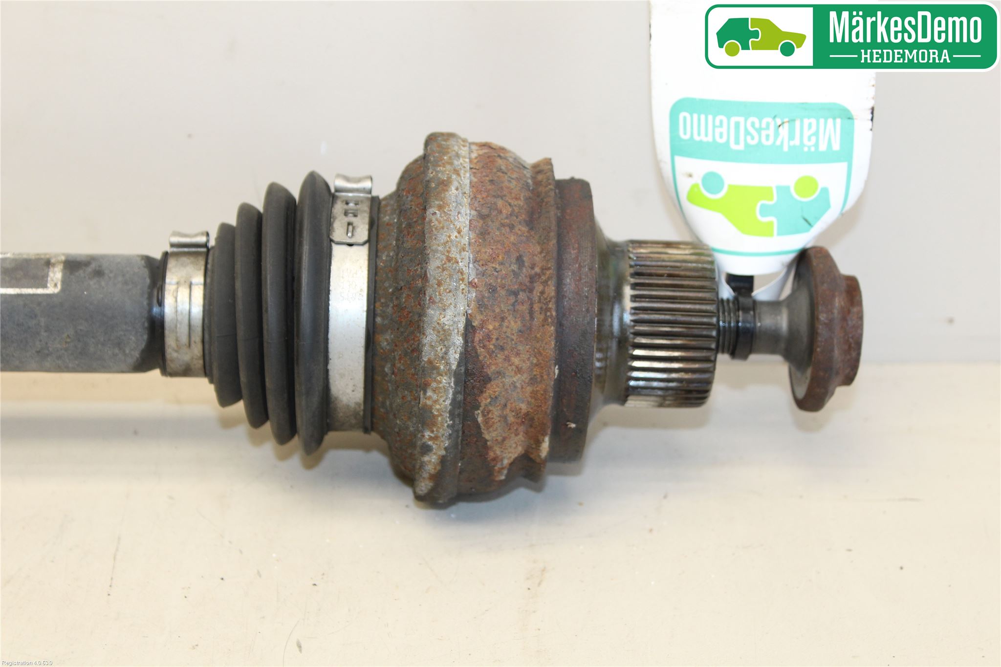 Audi A8/S8 4H 10-17 Drivaxel Bak Höger