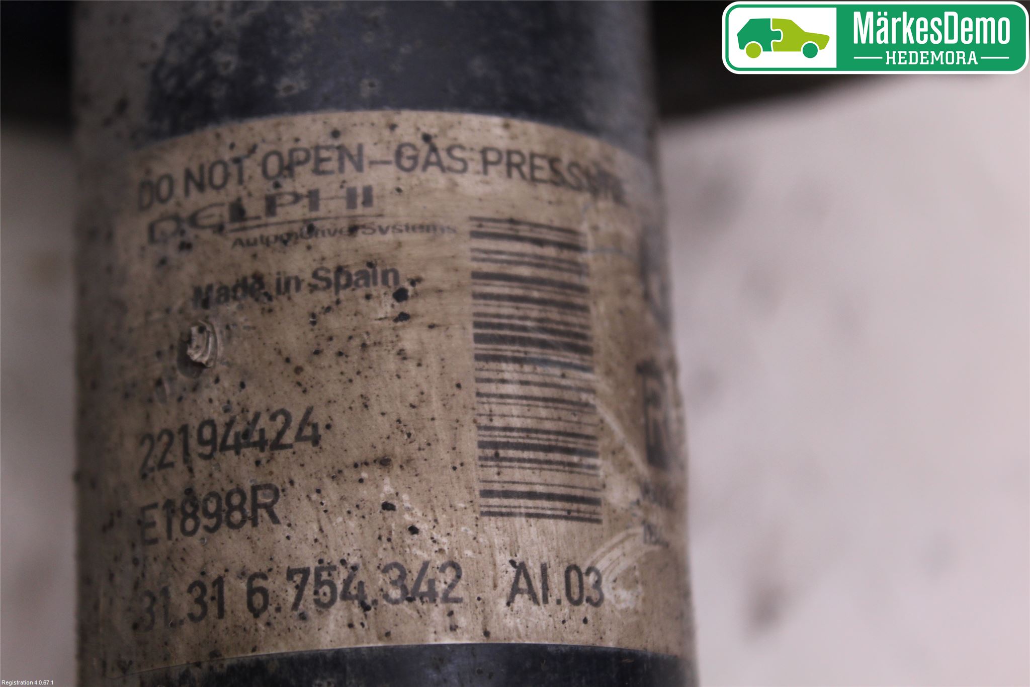 BMW X5 E53     99-06 Fjäderben Fram Höger