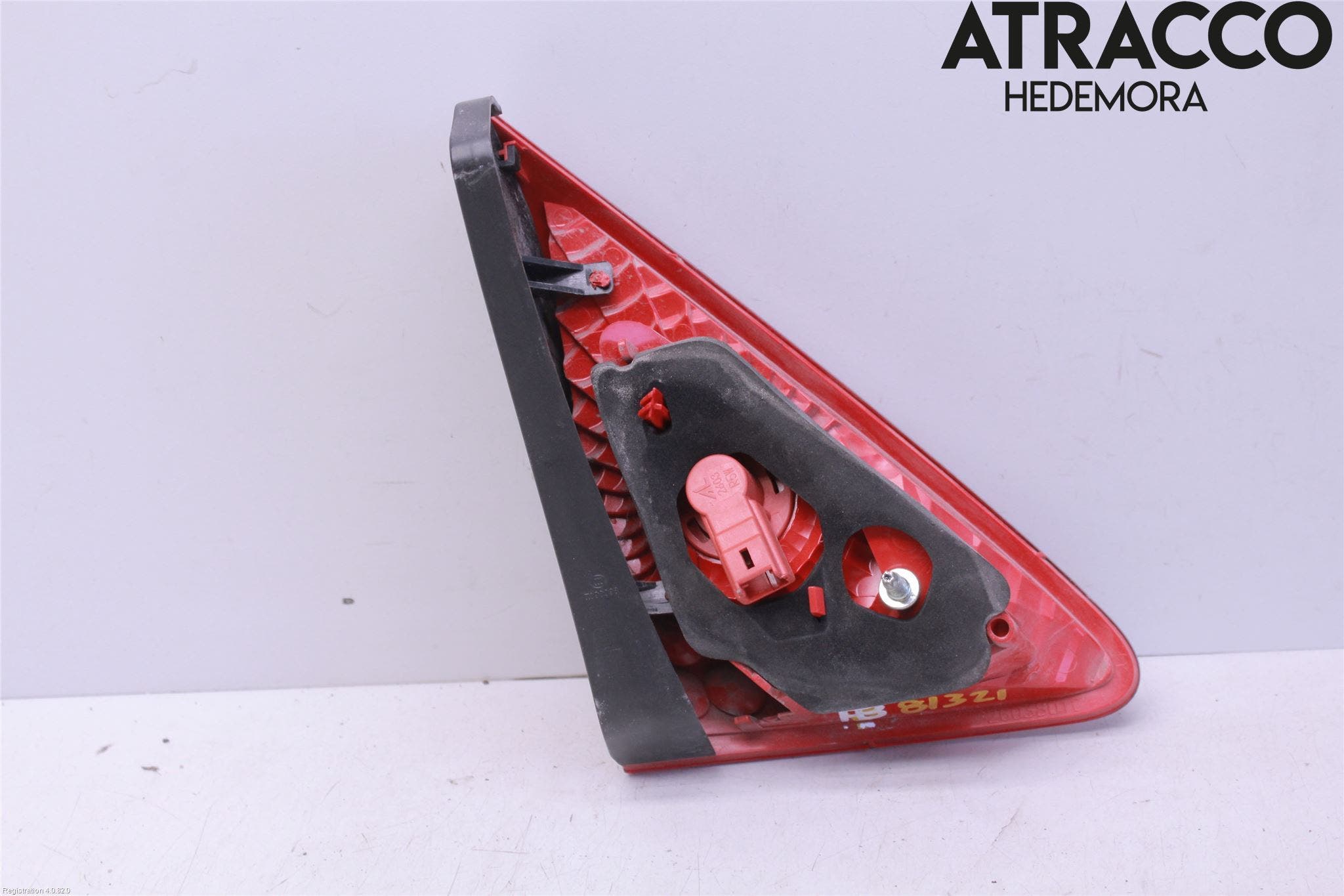 Peugeot 3008 09-16 Bakljus Lucka Hö