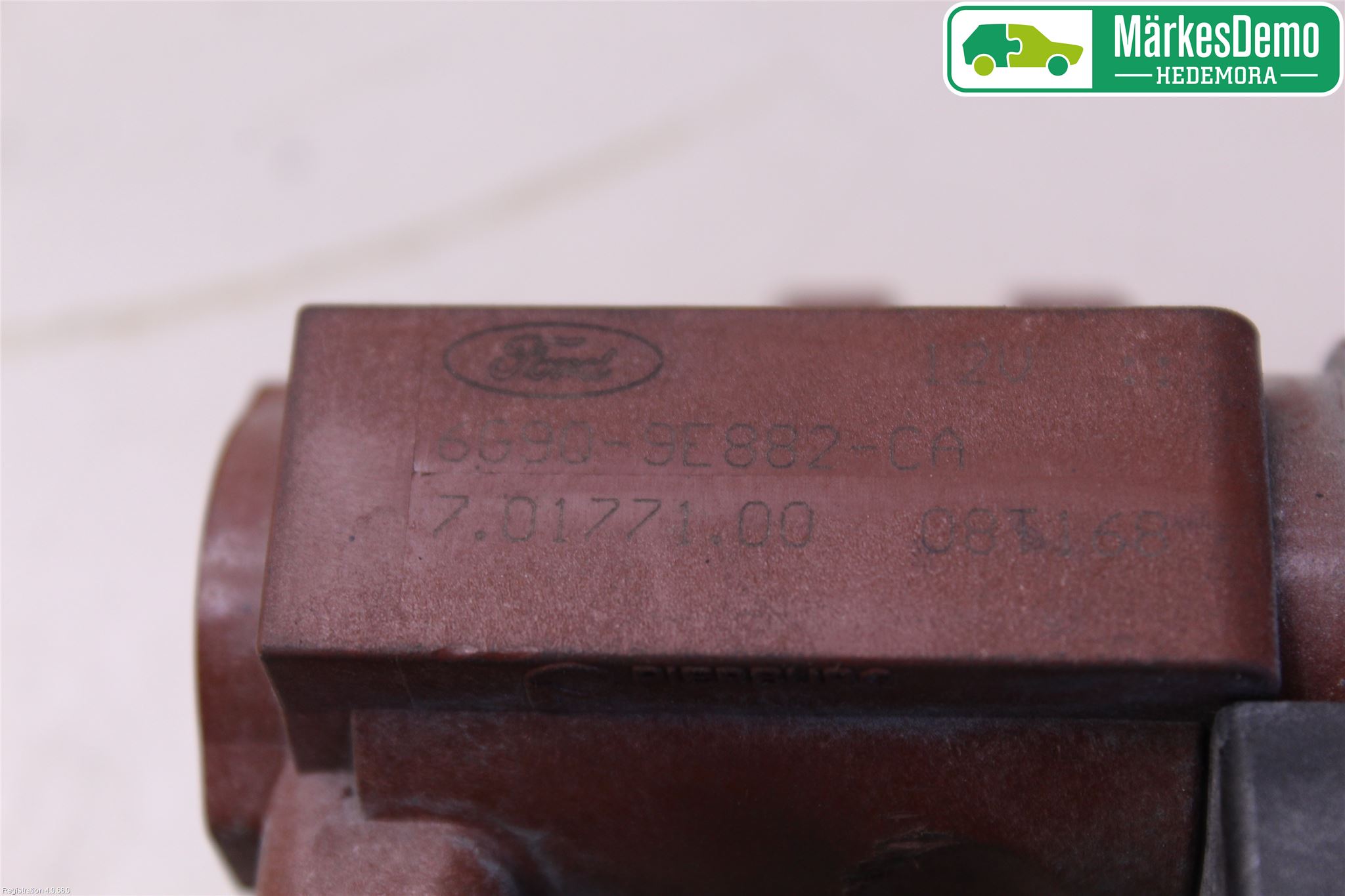 Ford MONDEO 07-15 Vakuumventil