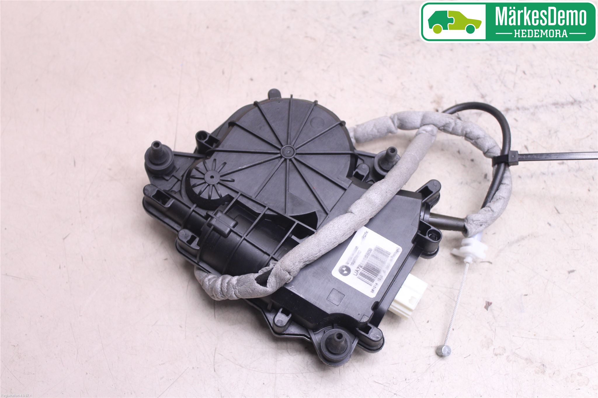 BMW 5 GT F07 09-17 Bakluckeöppnare Automatisk