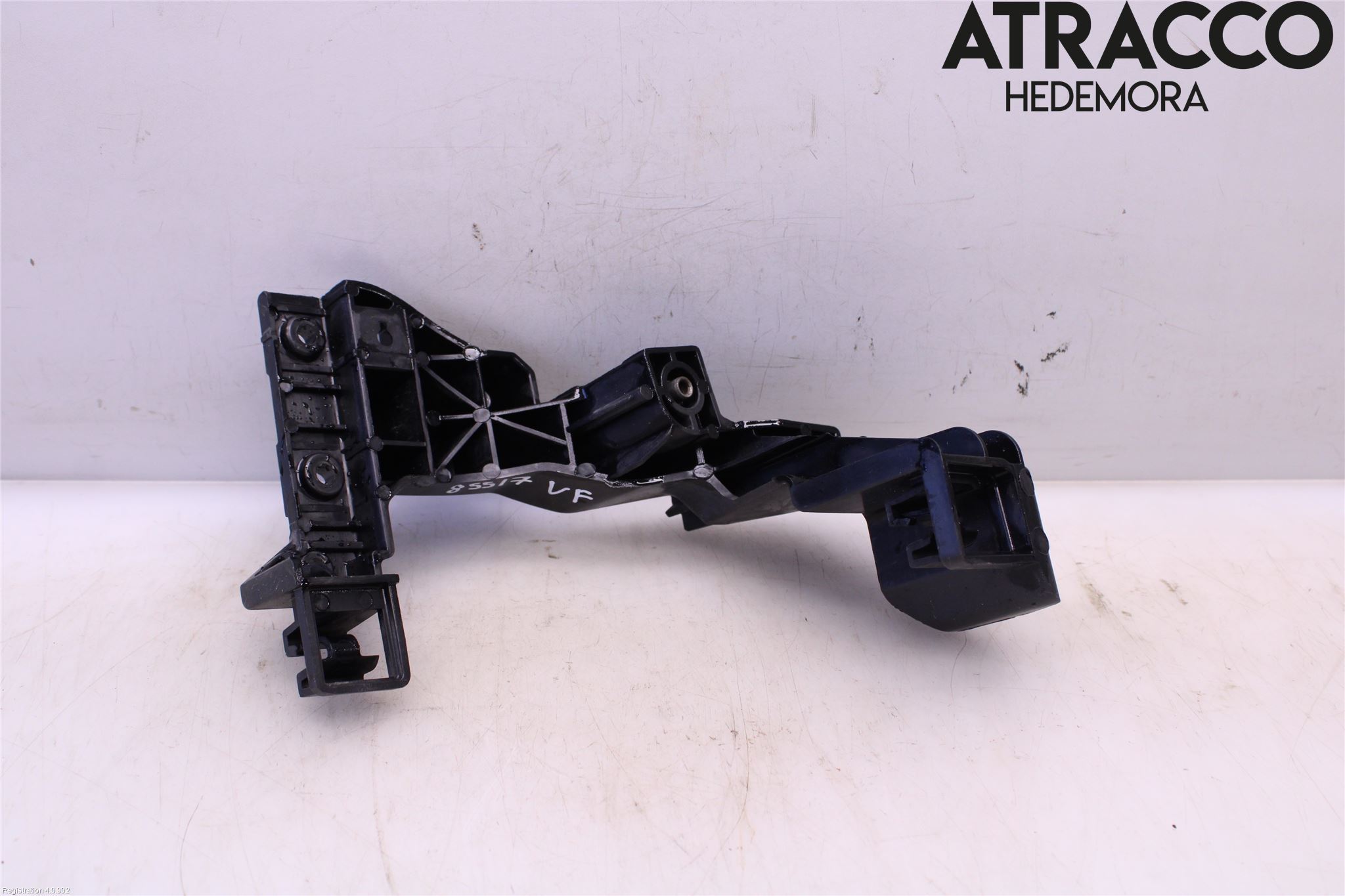 Kia CEED 12-18 Strålkast Fästsarg