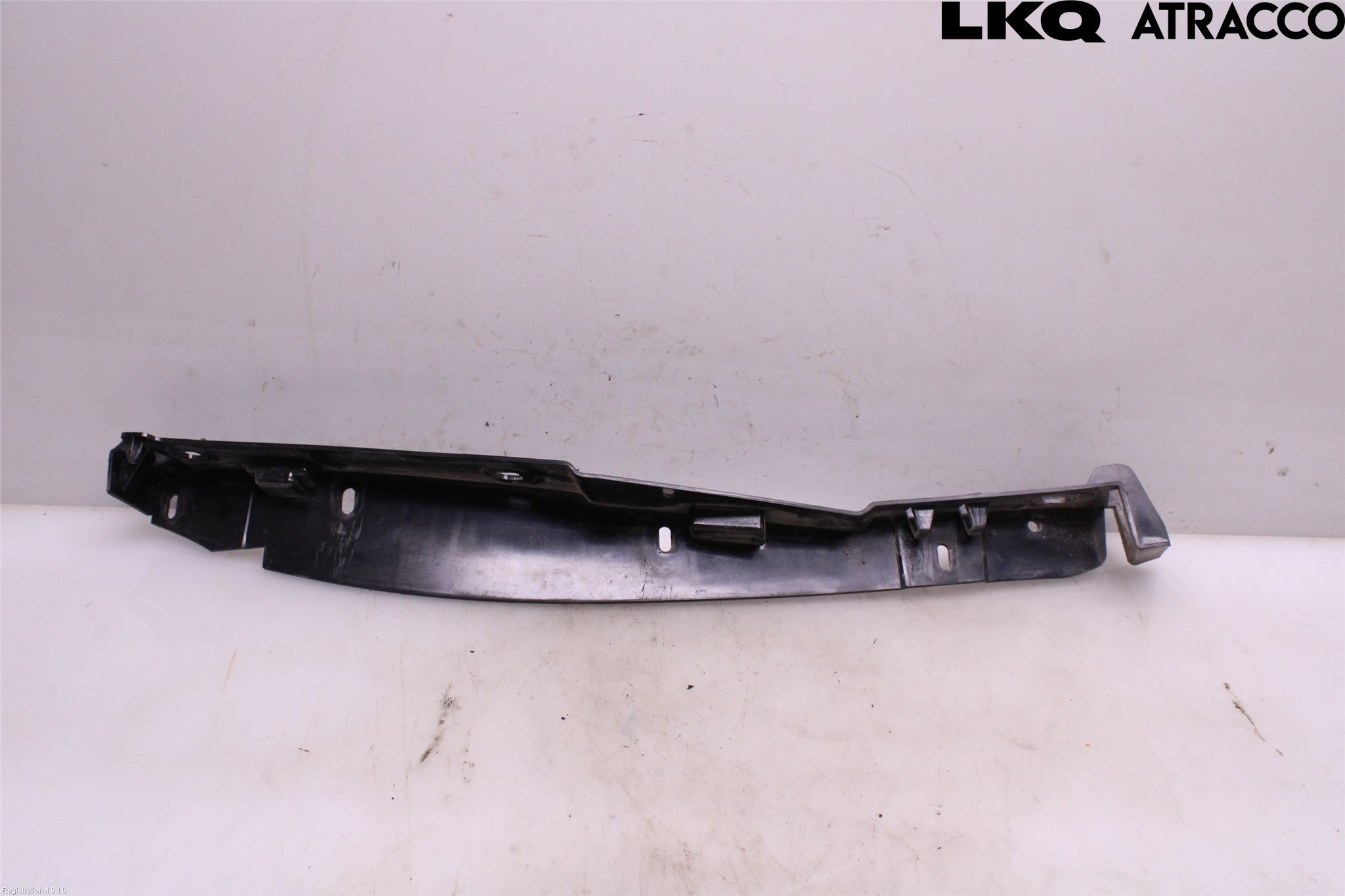 BMW i3 I01 13-22 Skärmfäste Fram Vä