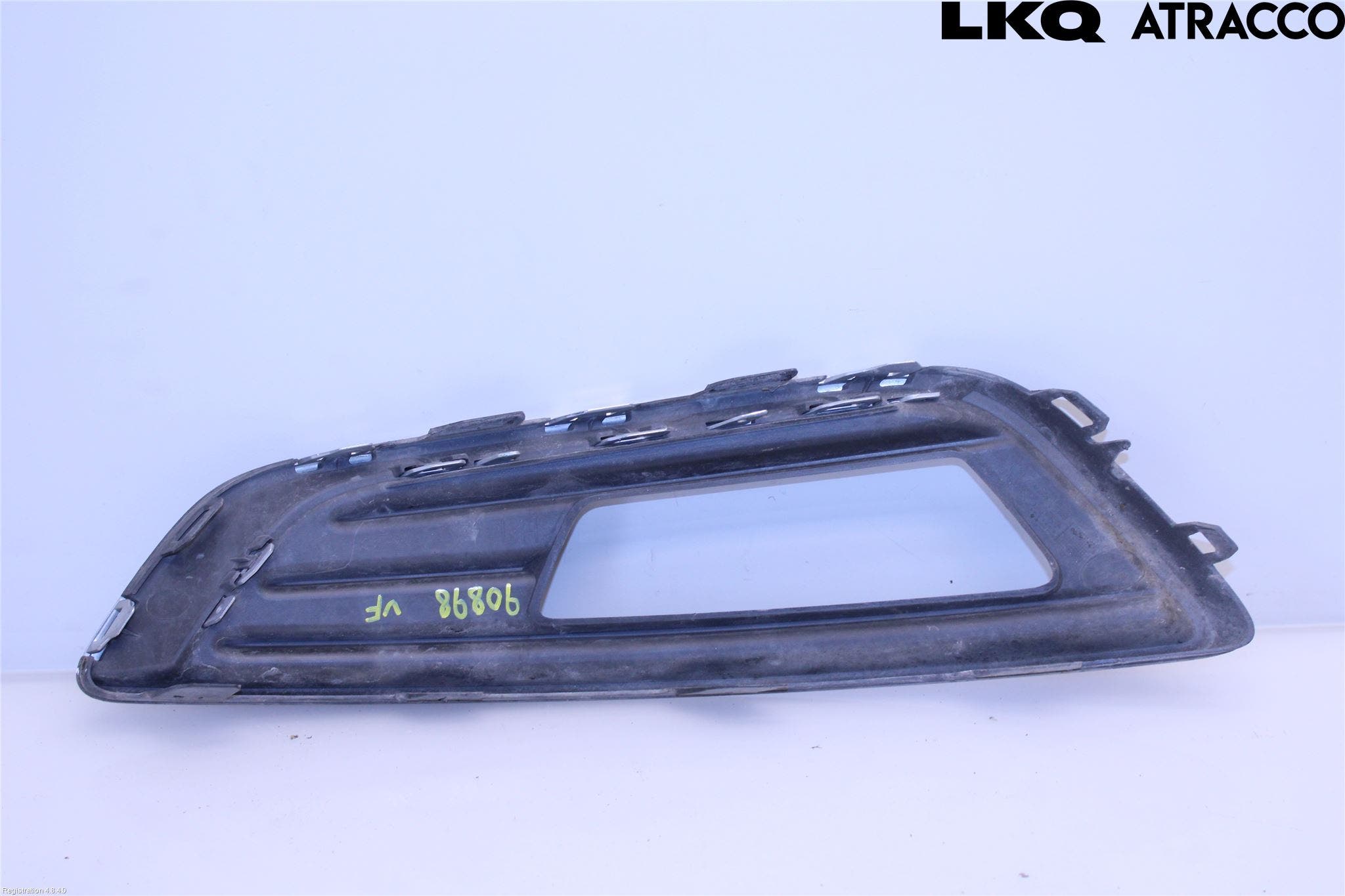 Ford FOCUS 15-18 Dimljussarg Fram