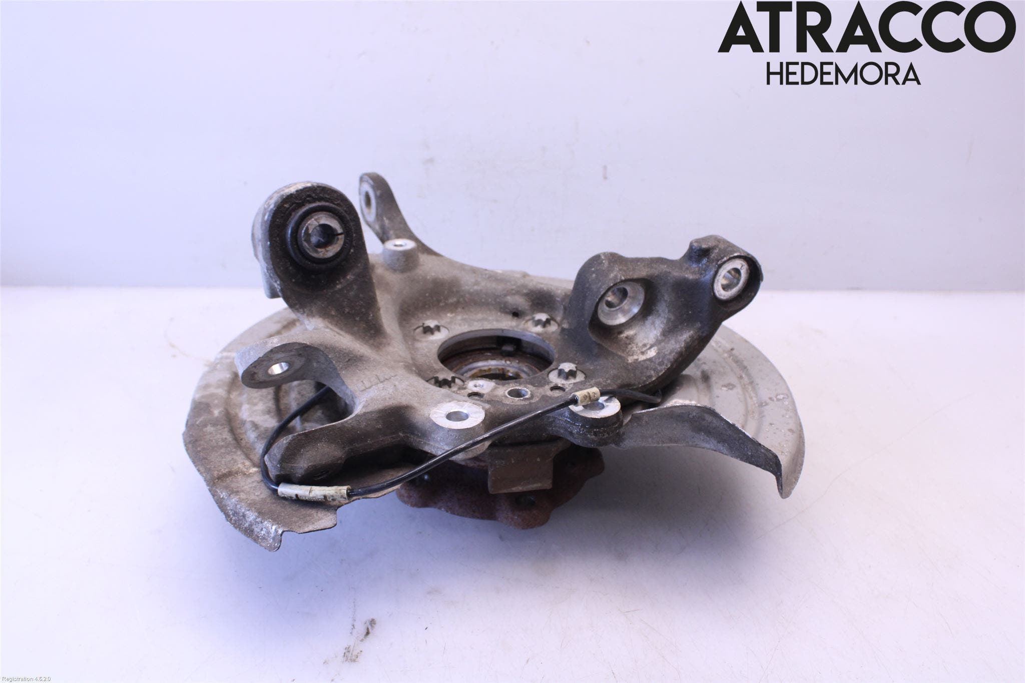 BMW 2 F22/F23/F87 Coupé/Cab 13-21 Styrspindel Lagerhus Vä