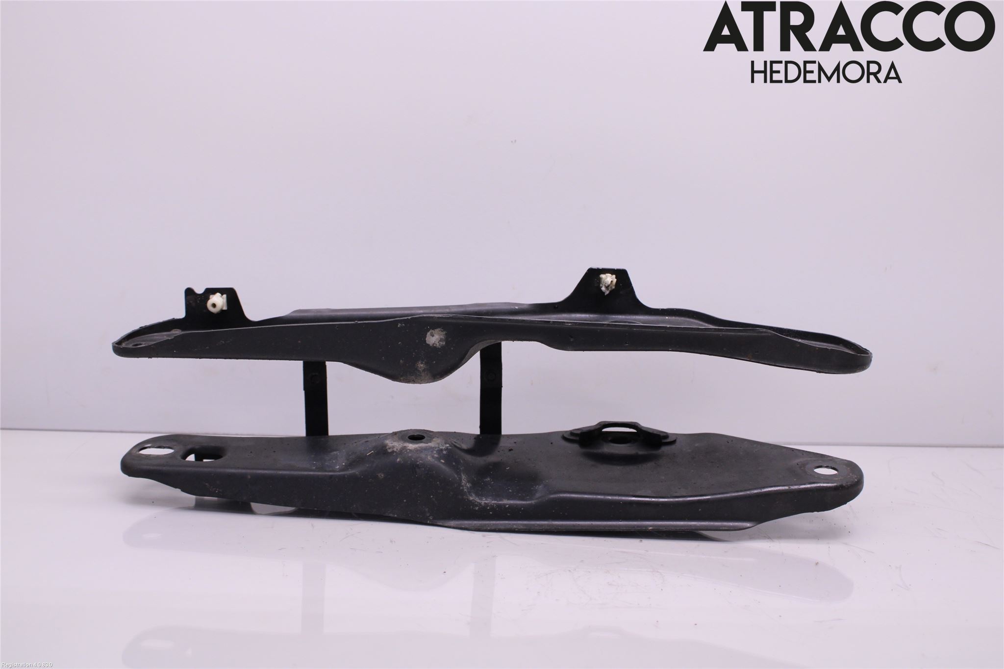 BMW 5 G30/G31/F90 17-23 Bärarm Bak Vänster