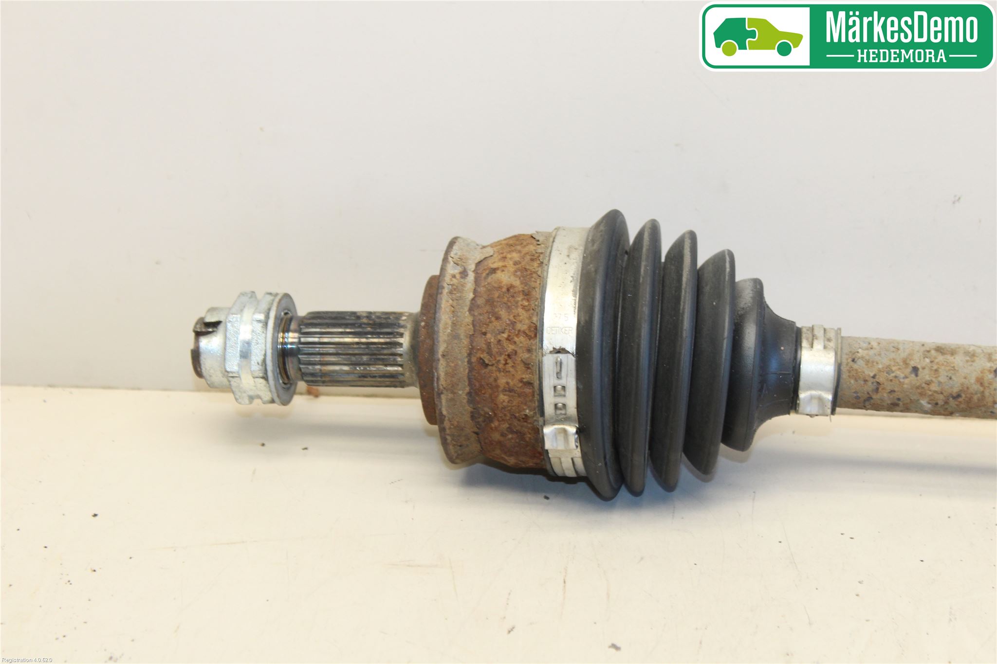 Ford KA 09-16 Drivaxel Fram Vänster