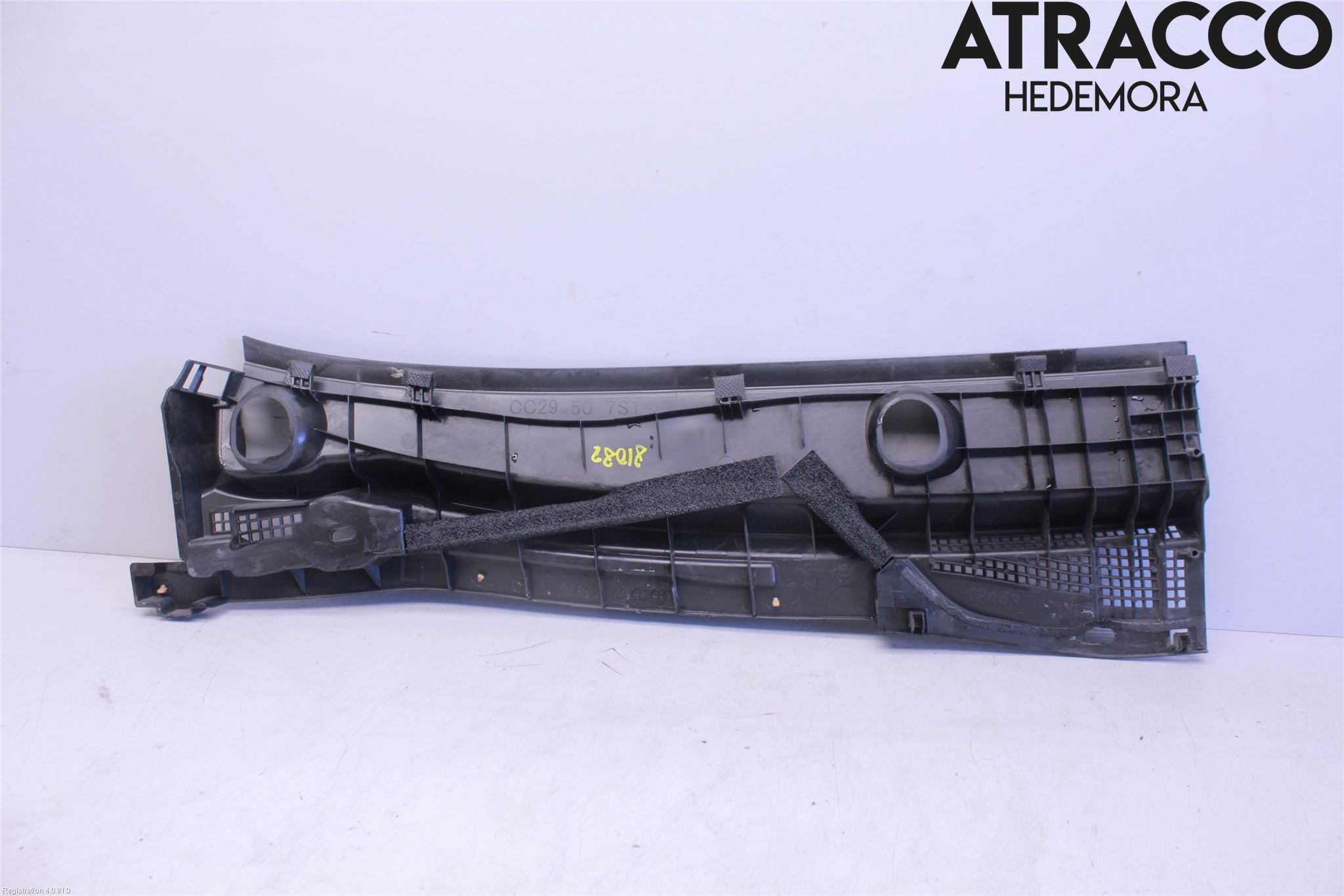 Mazda 5 10-18 Torpedplåt-Torpedplast